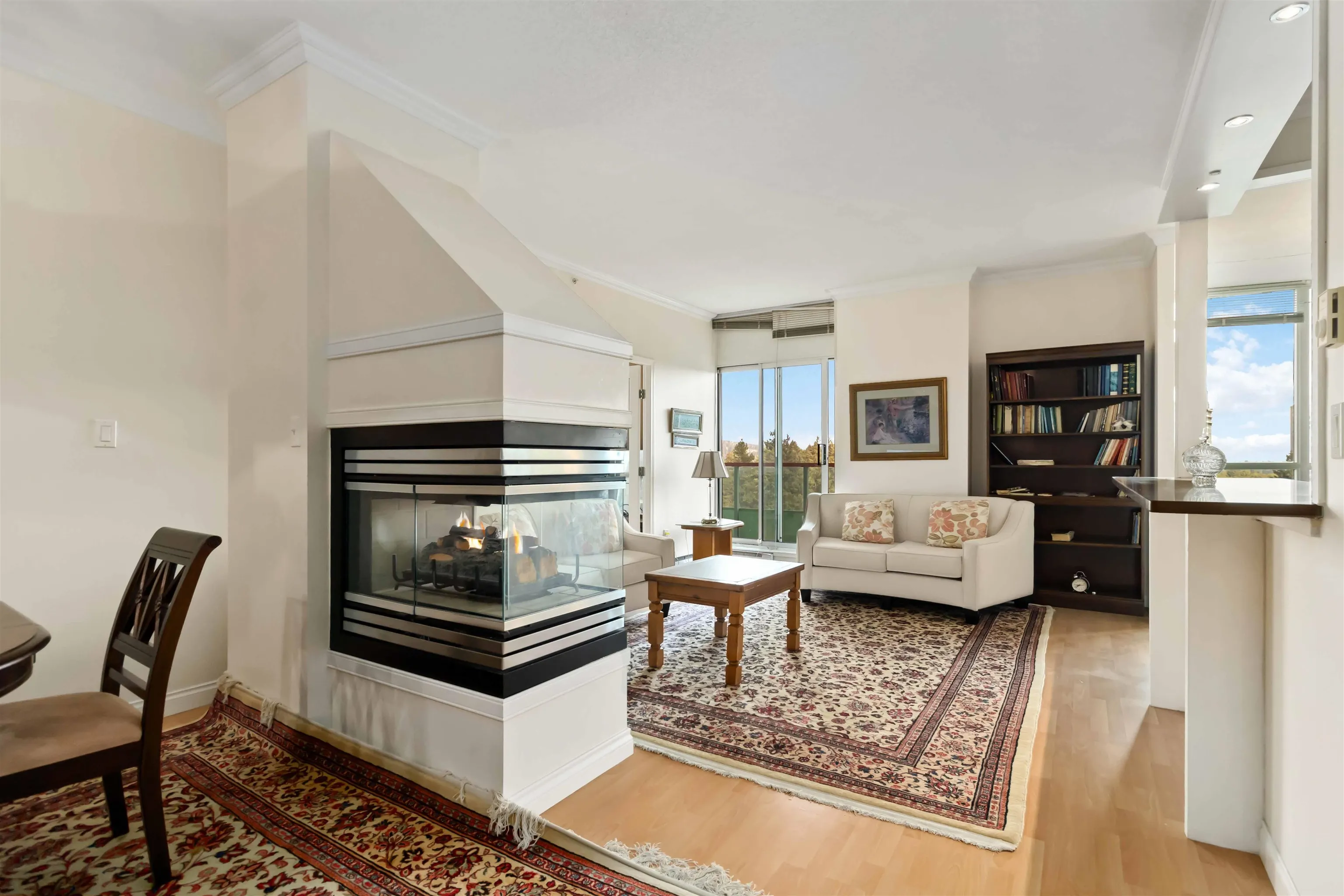 1902 1148 Heffley Crescent