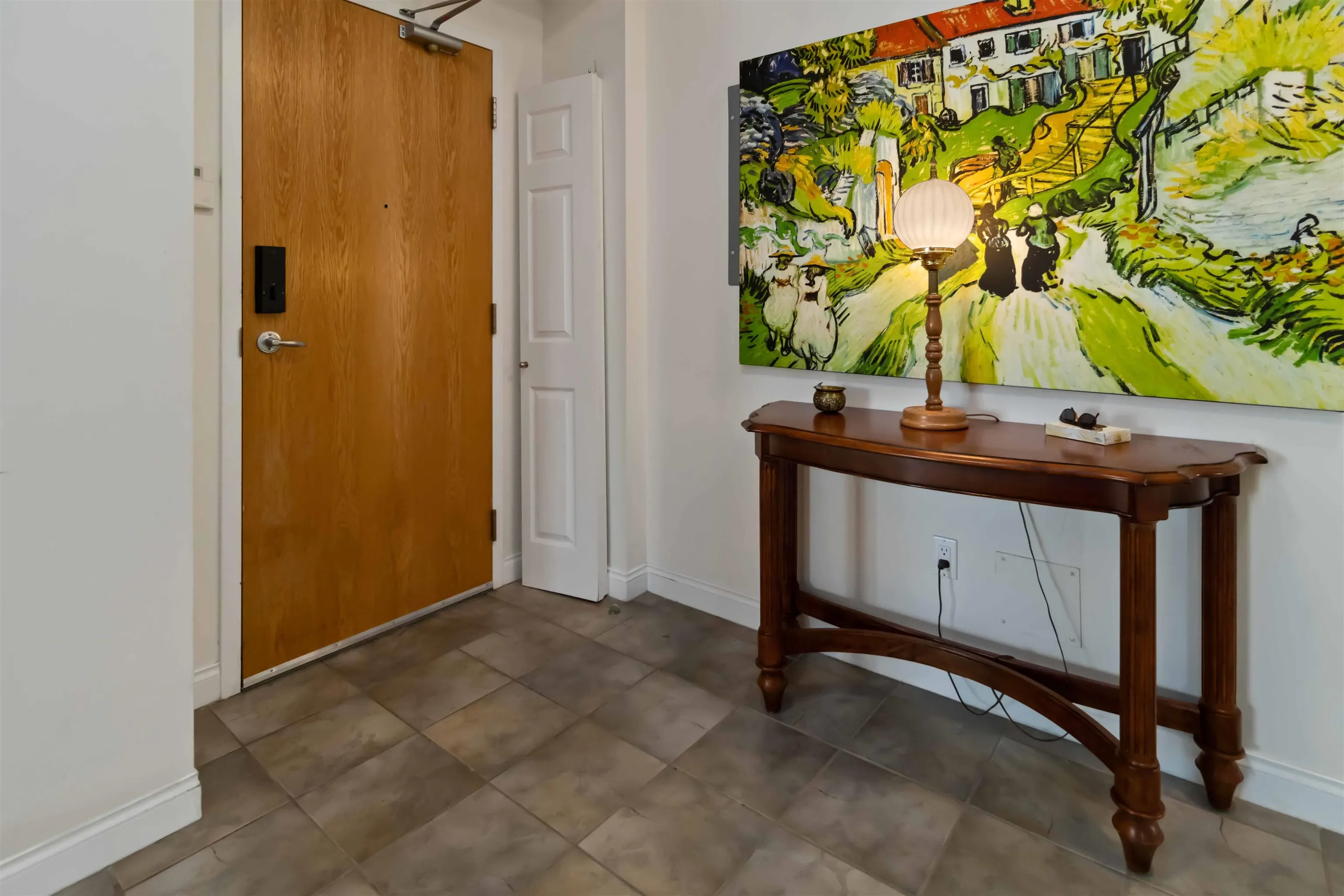 1902 1148 Heffley Crescent