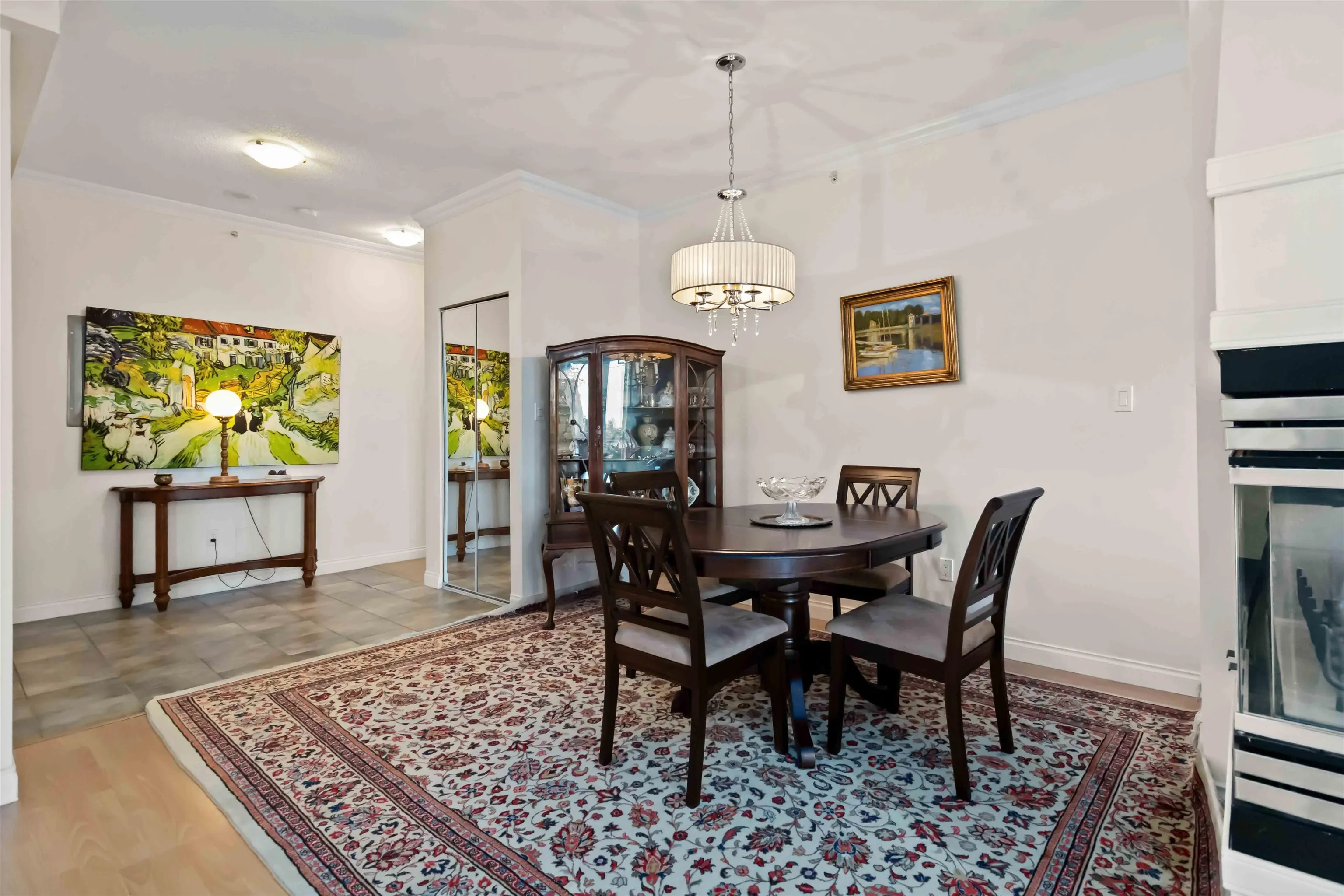 1902 1148 Heffley Crescent