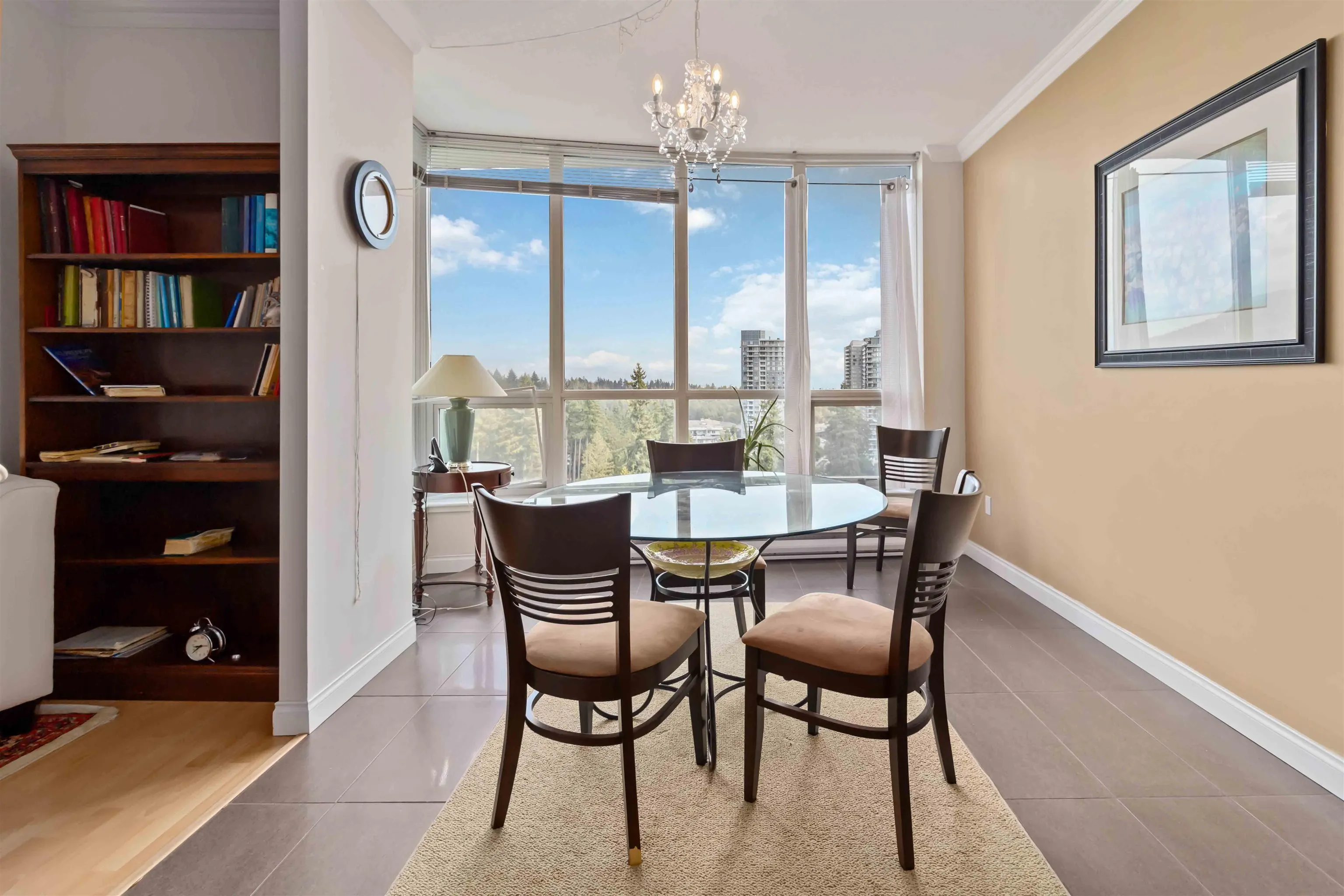 1902 1148 Heffley Crescent