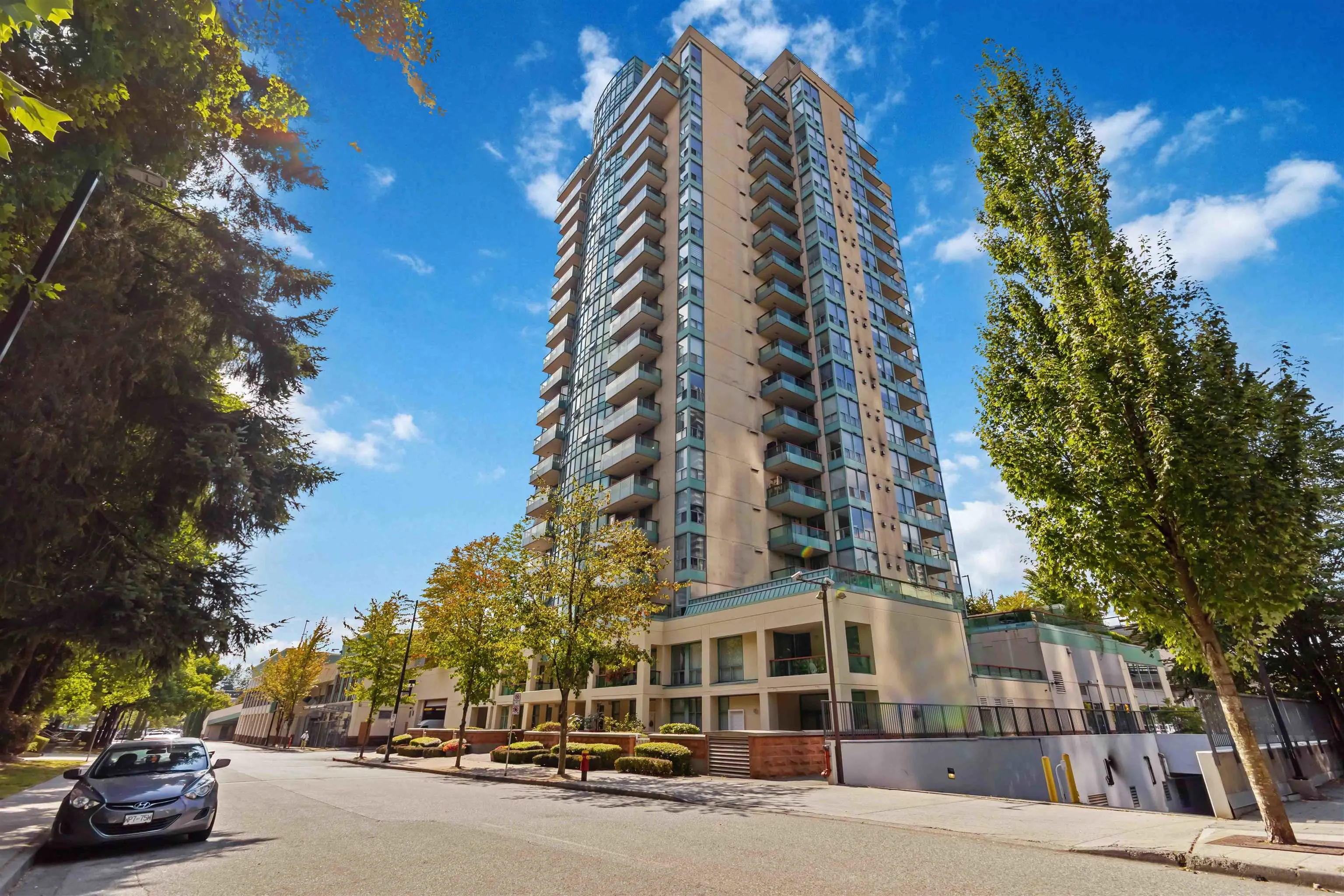 1902 1148 Heffley Crescent