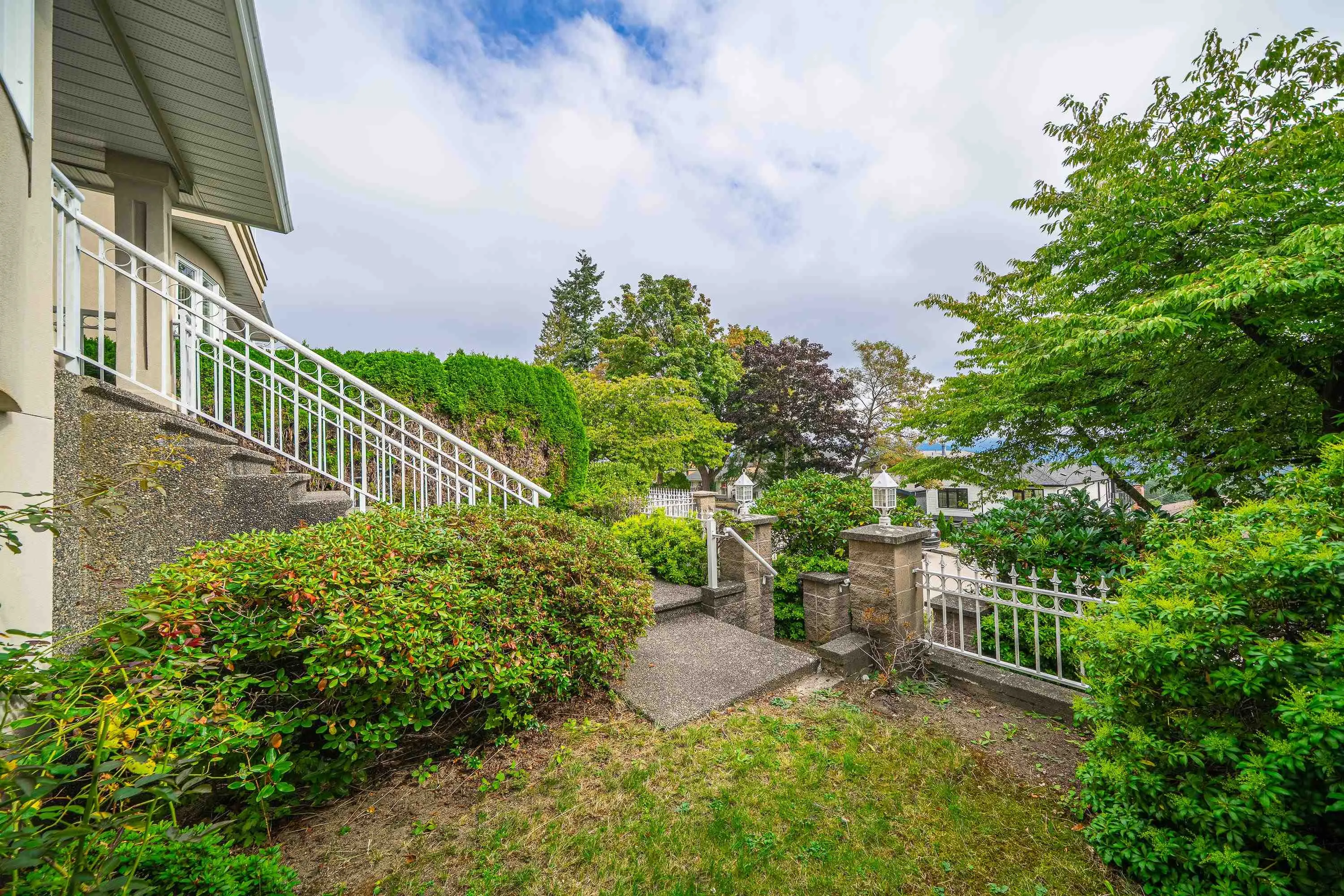 155 Ellesmere Avenue