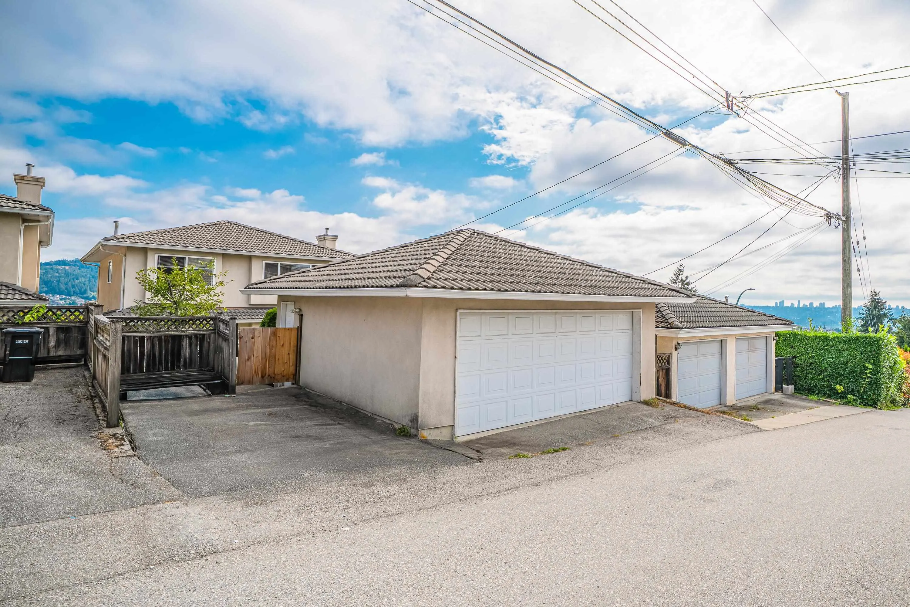 155 Ellesmere Avenue