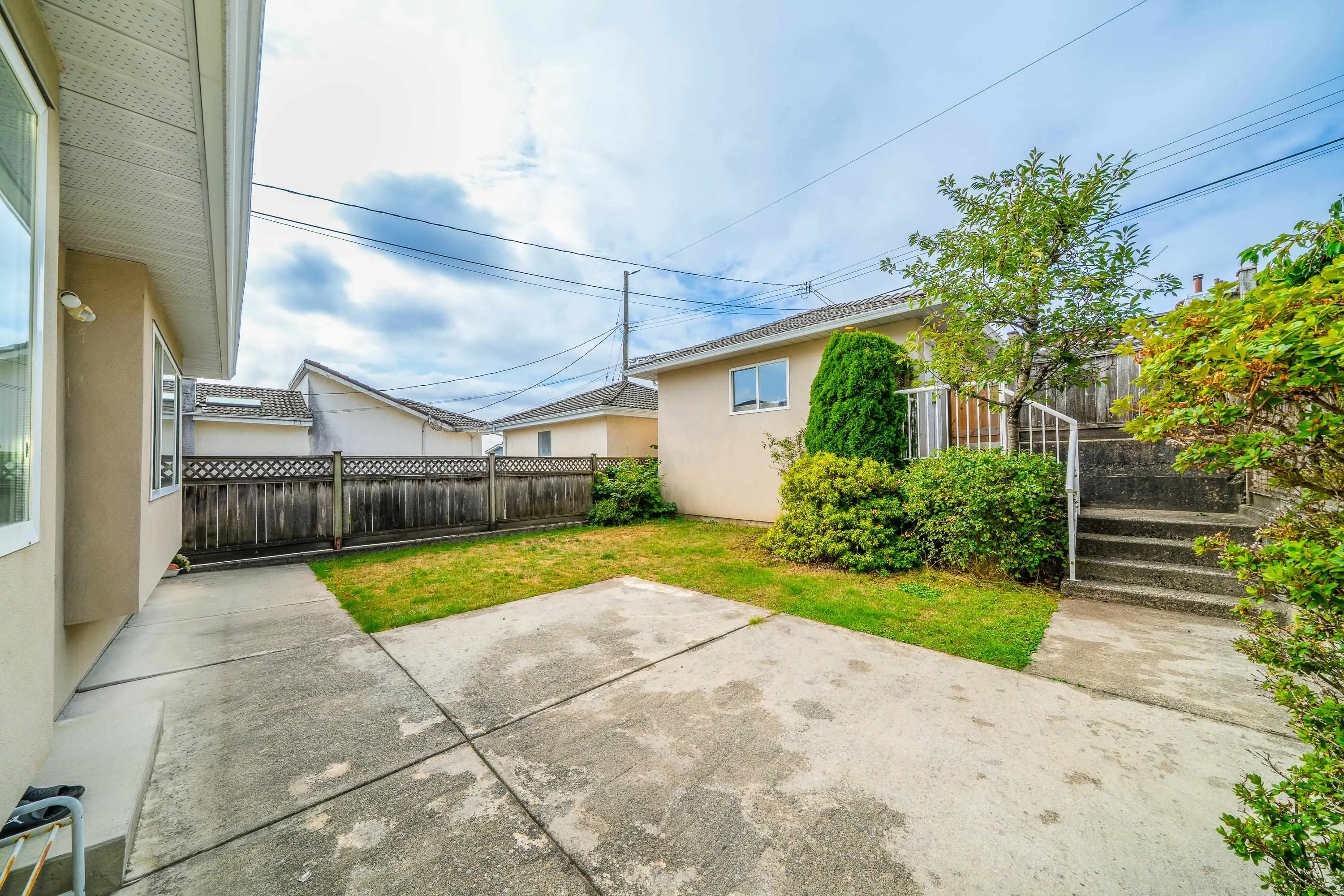 155 Ellesmere Avenue