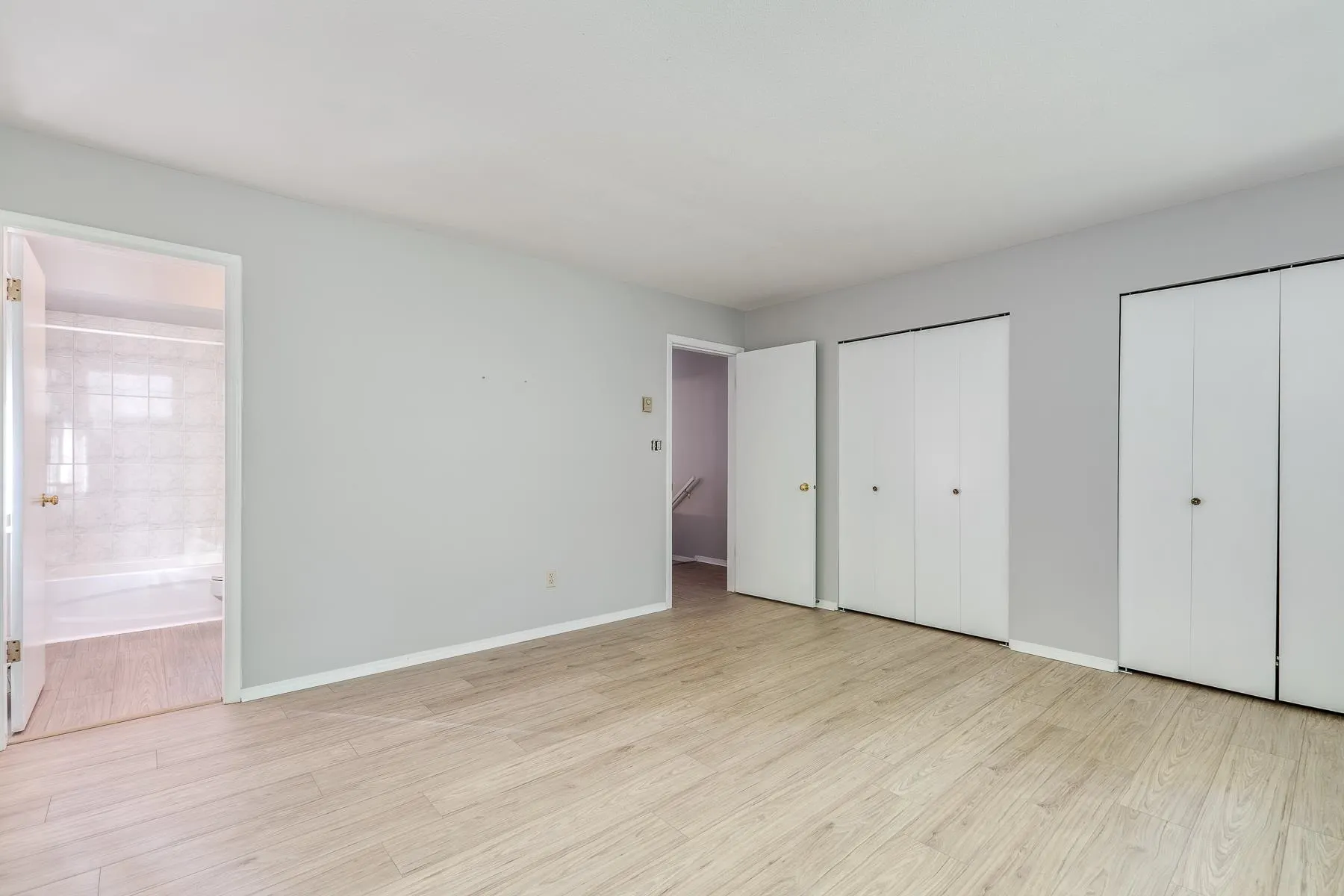 150 1386 Lincoln Drive