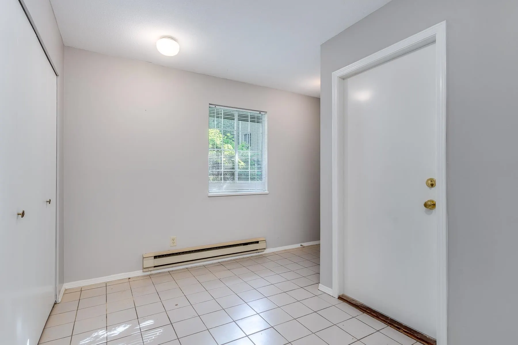 150 1386 Lincoln Drive