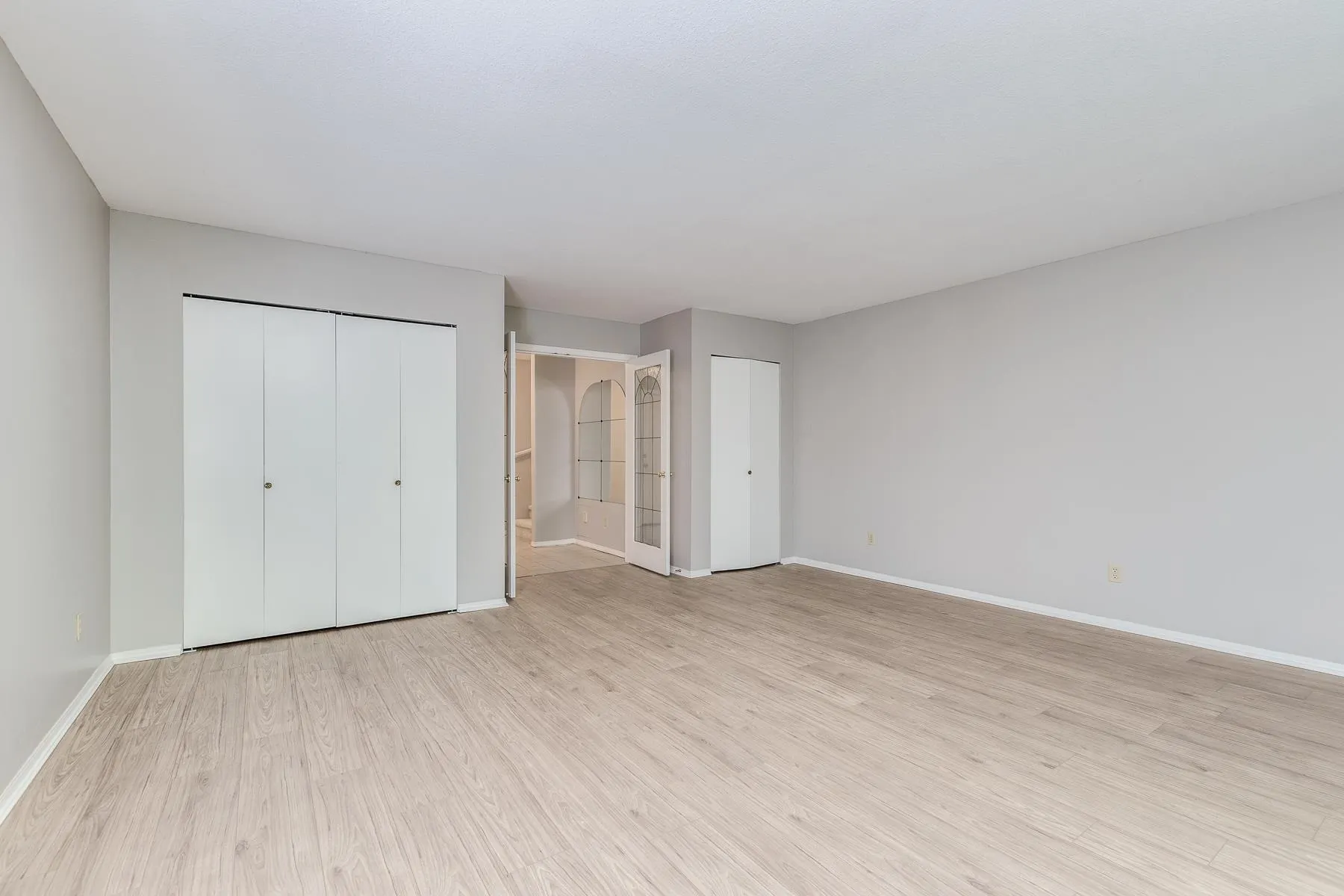 150 1386 Lincoln Drive