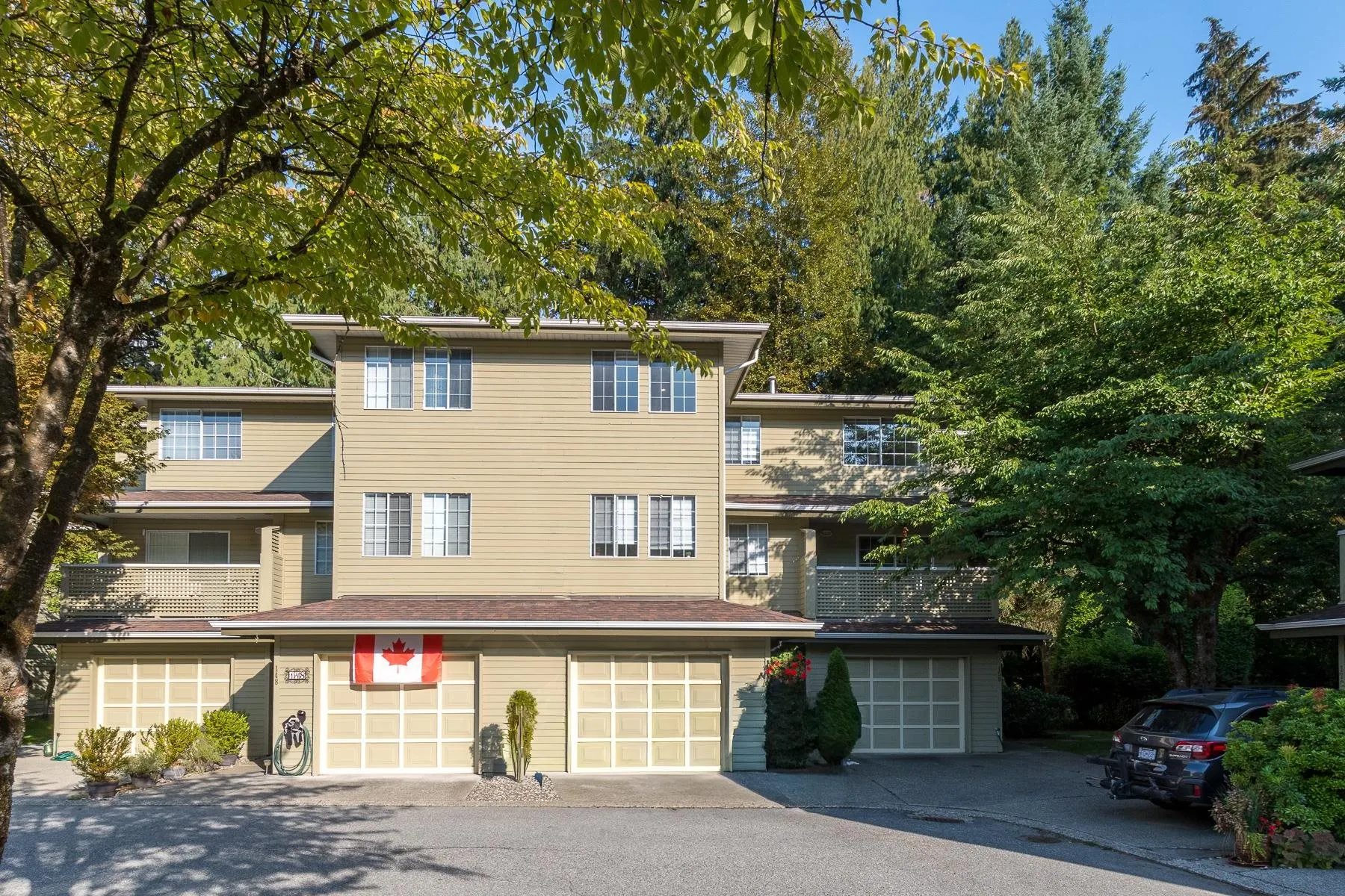 150 1386 Lincoln Drive