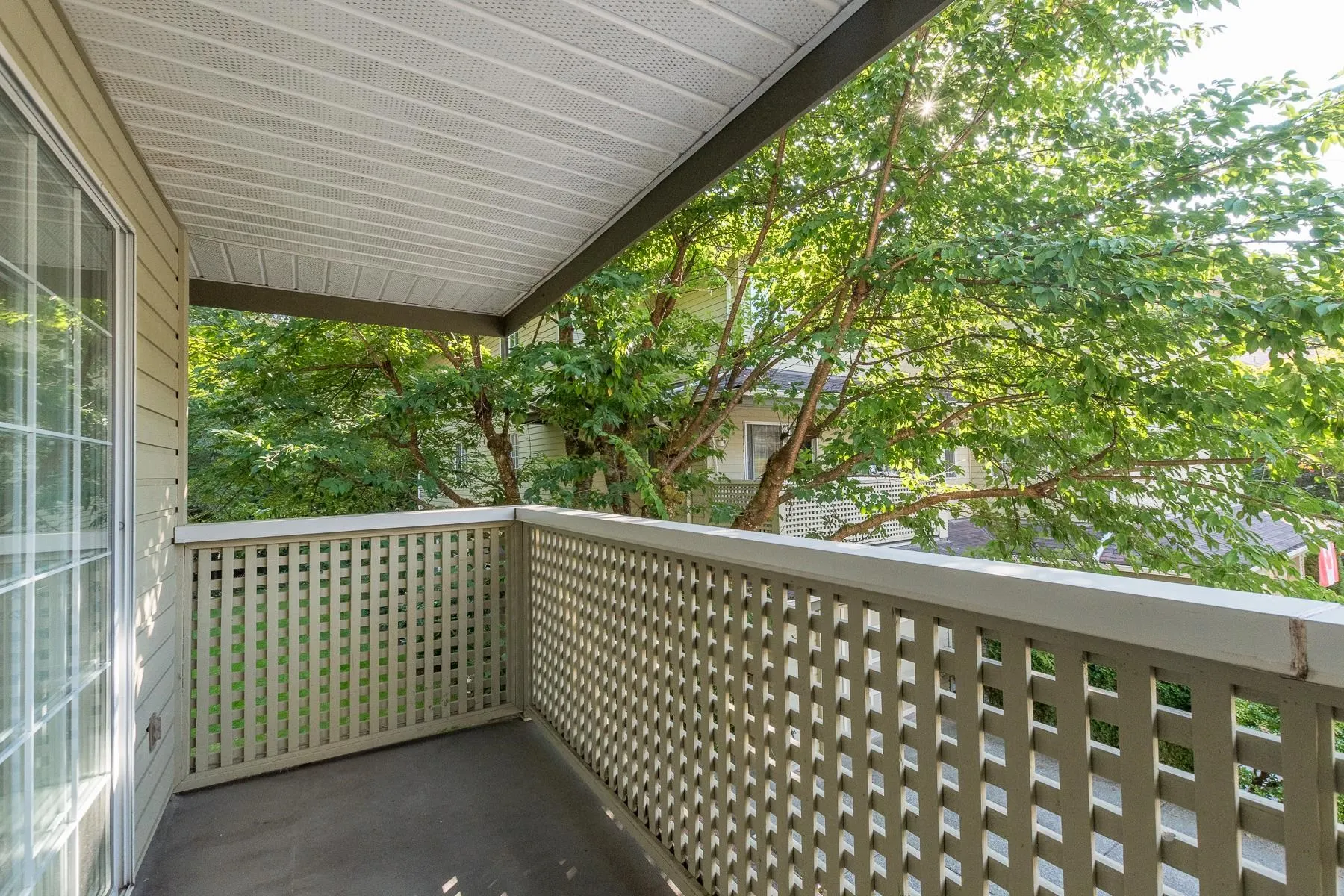 150 1386 Lincoln Drive