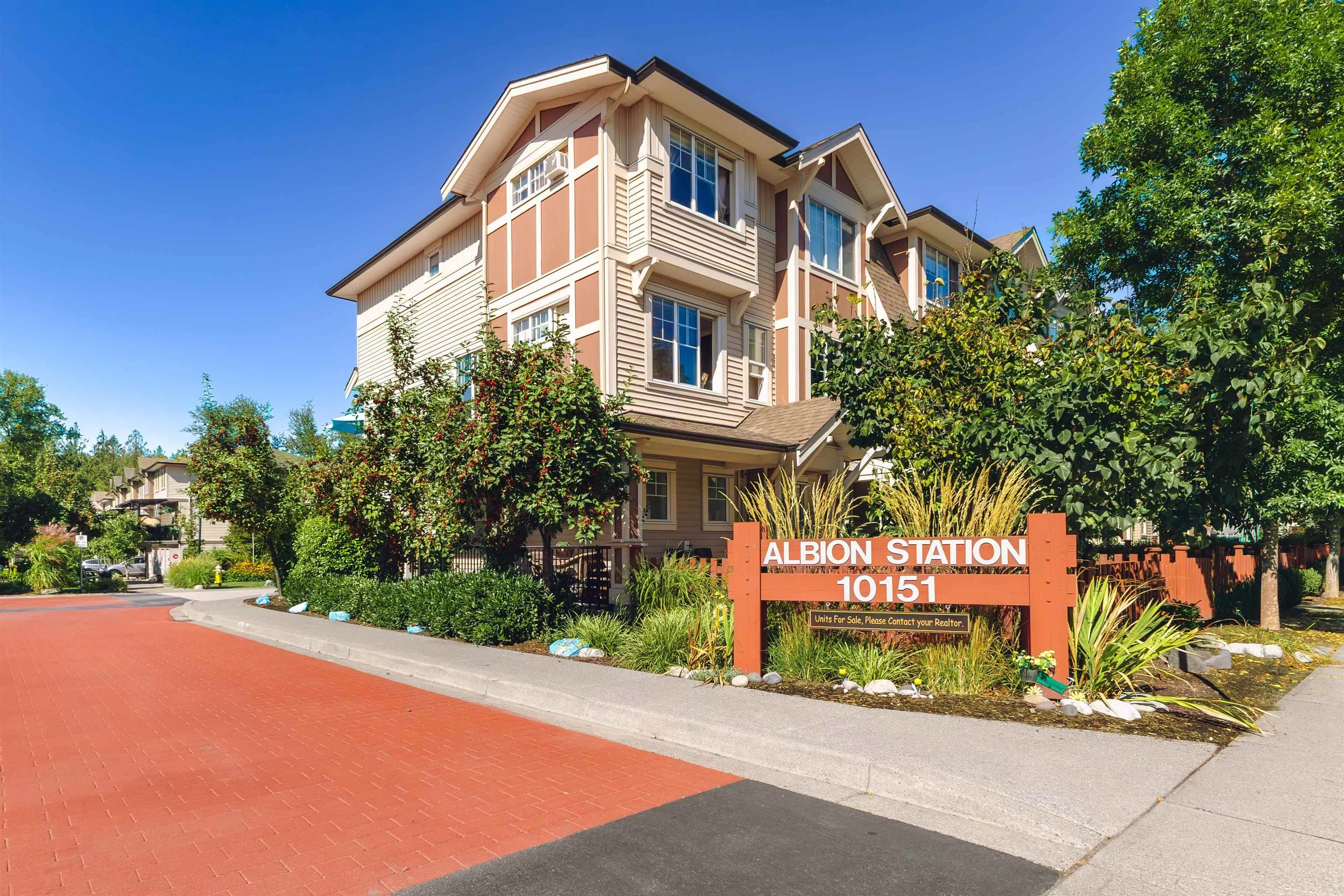 17 10151 240th Street