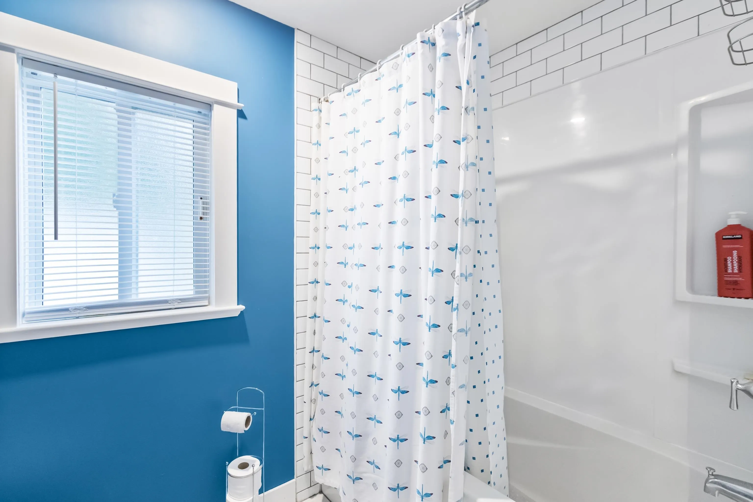 111 43201 Lougheed Highway