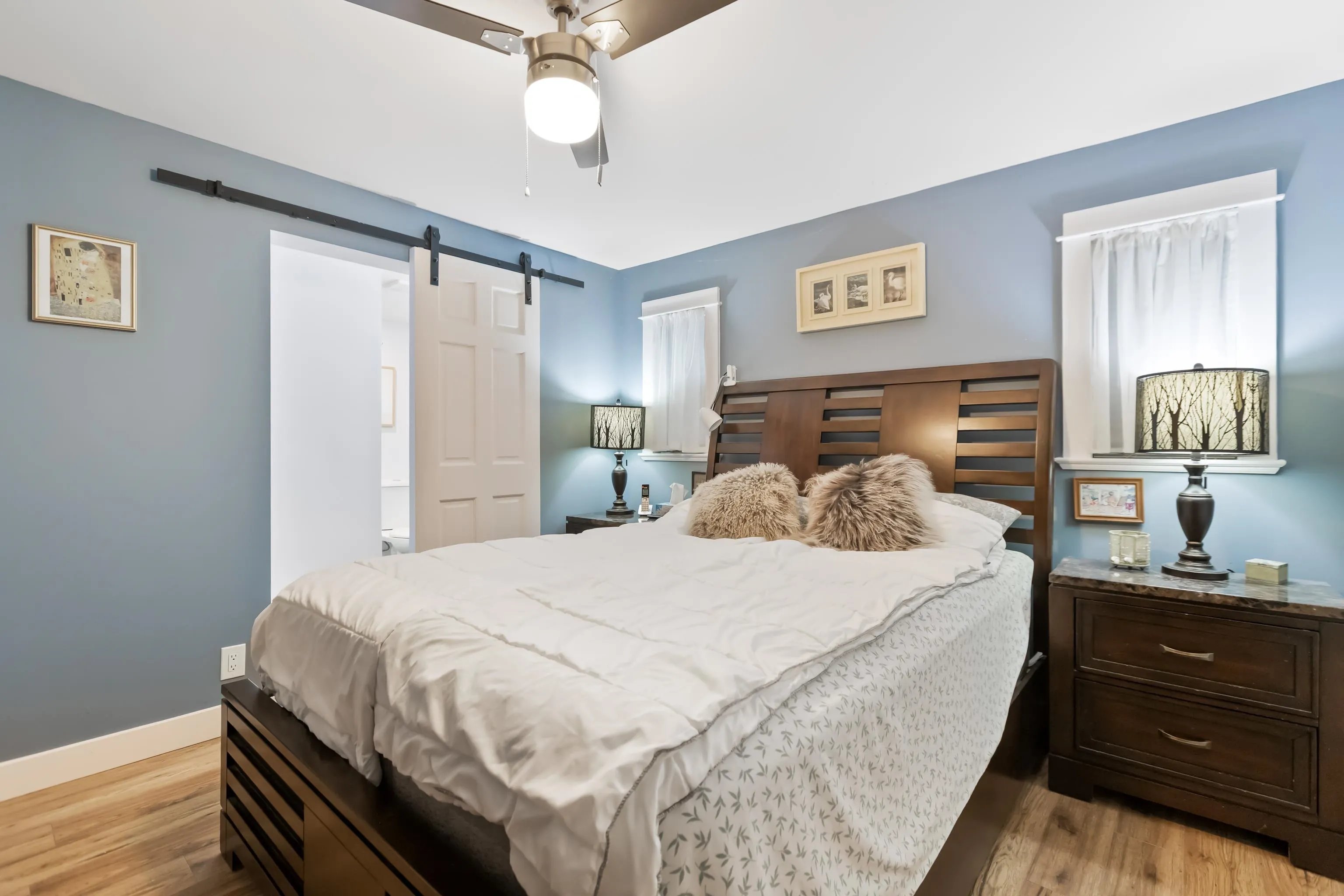 111 43201 Lougheed Highway