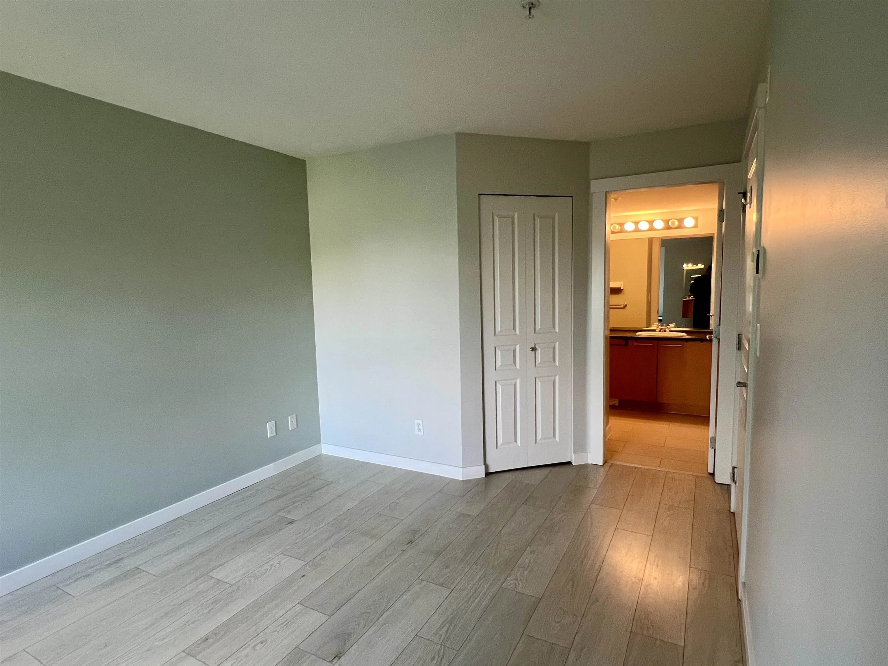 311 9329 University Crescent