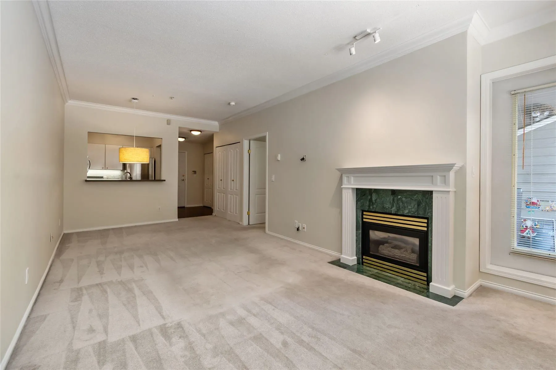 130 5888 Dover Crescent