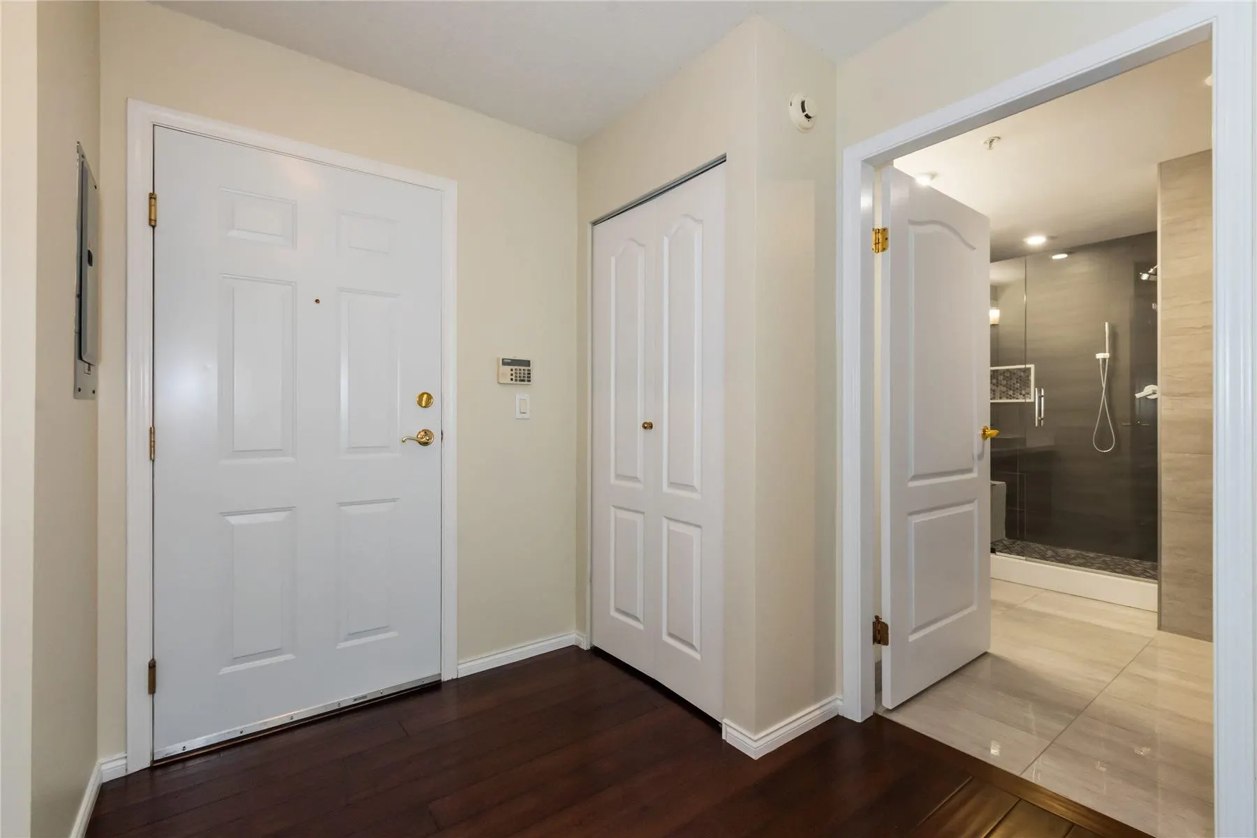 130 5888 Dover Crescent