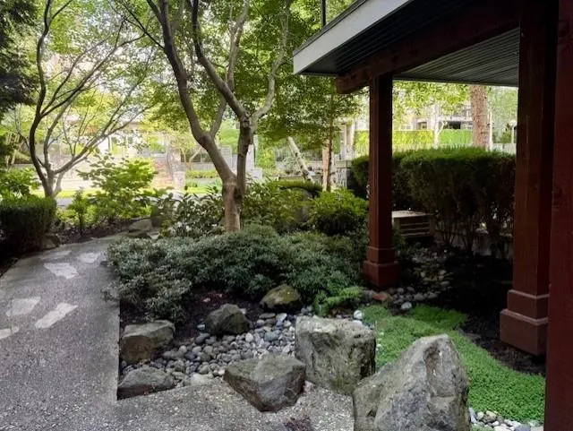 309 6328 Larkin Drive