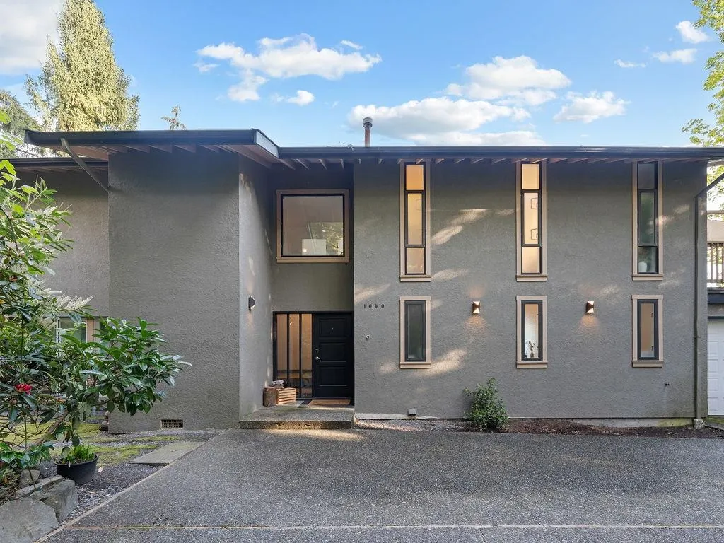 1040 Crestline Road