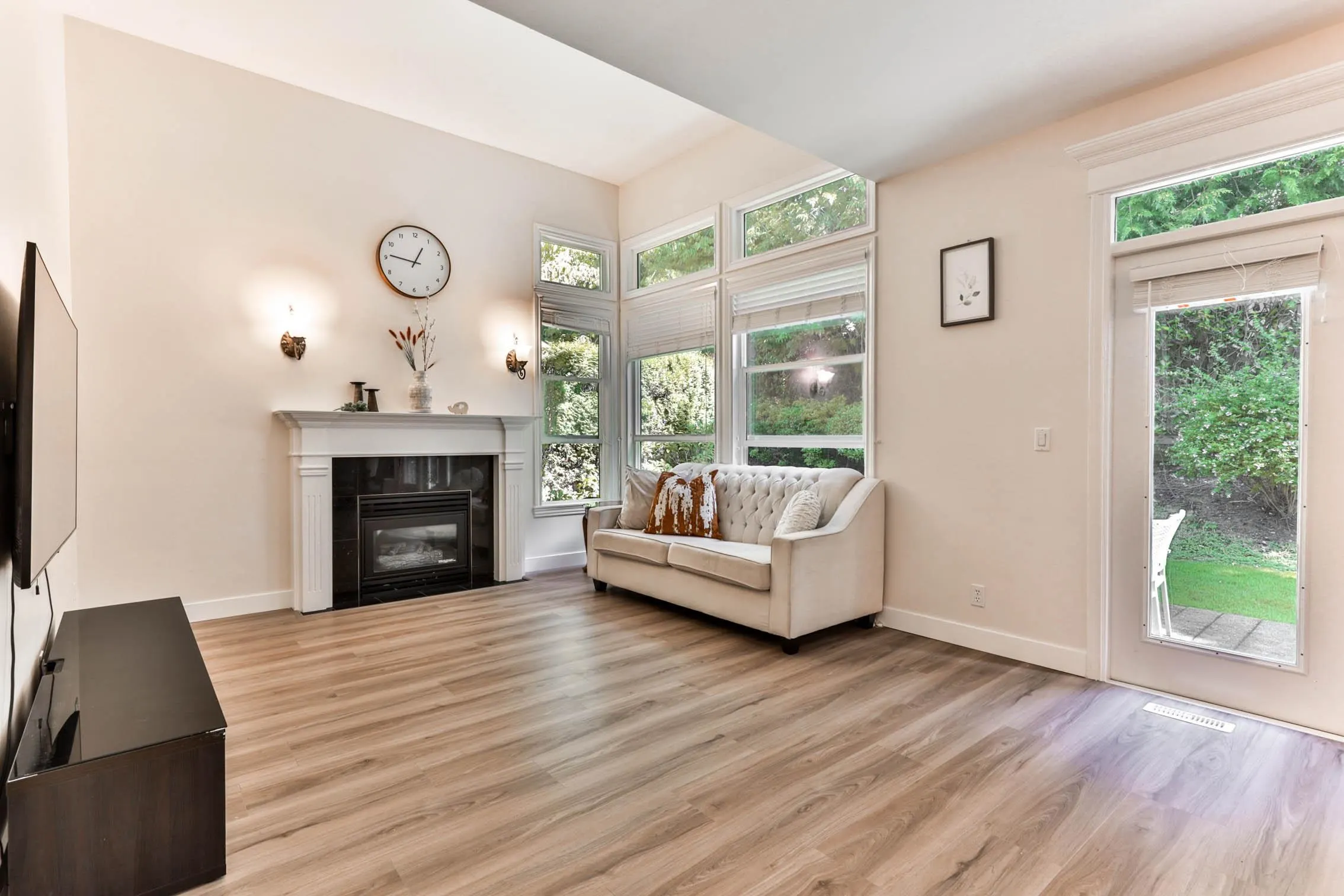 103 15350 Sequoia Drive