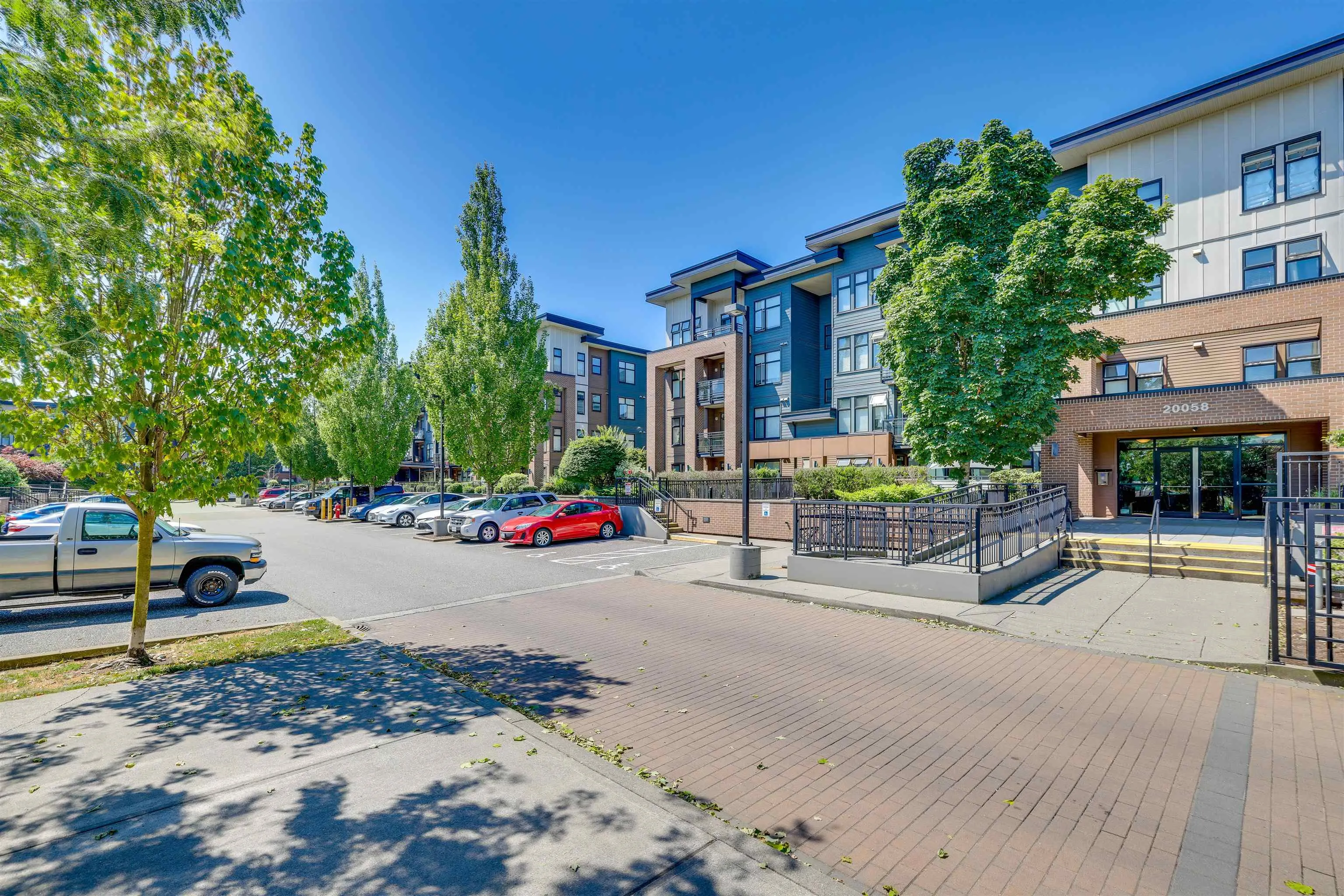 406 20058 Fraser Highway