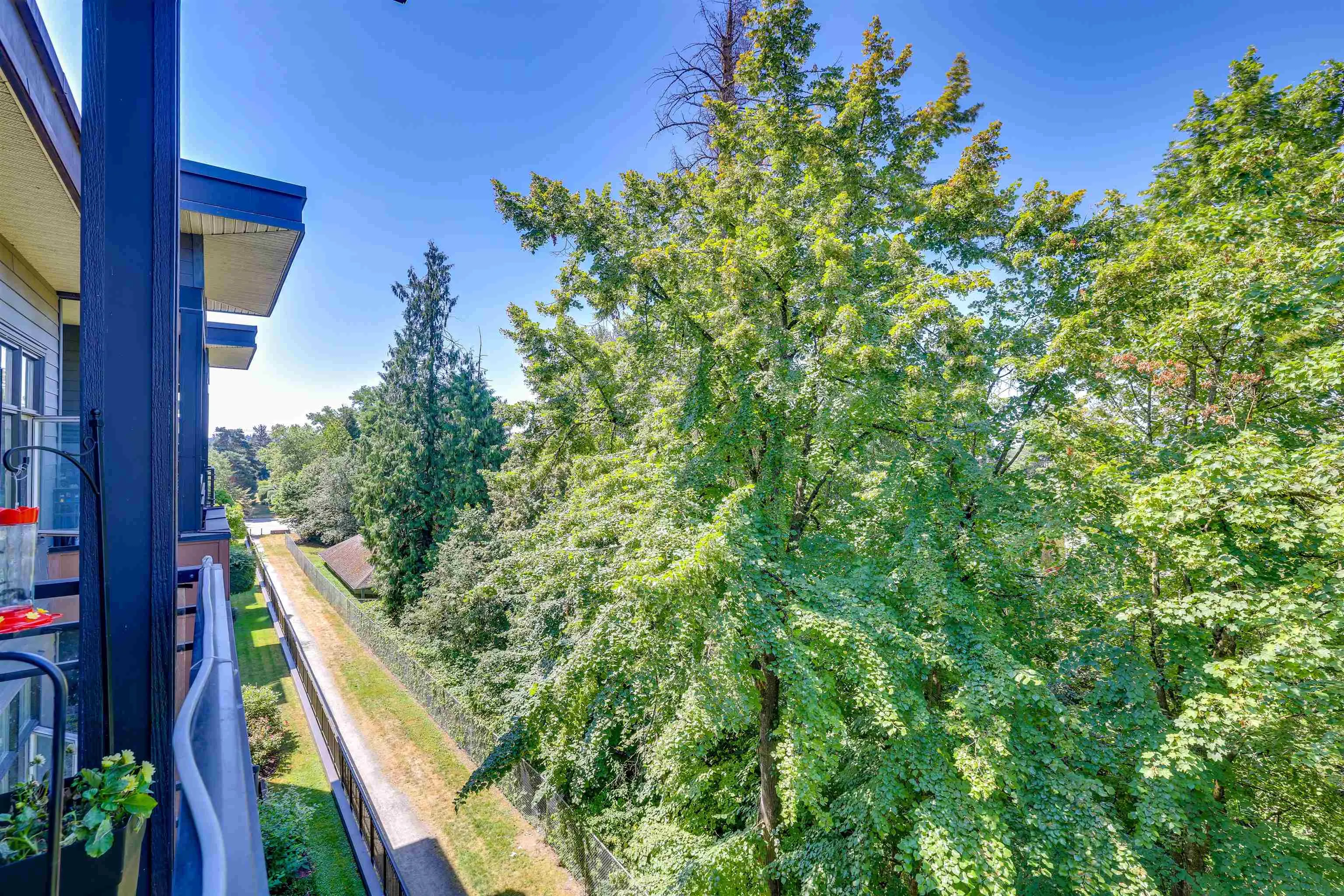 406 20058 Fraser Highway