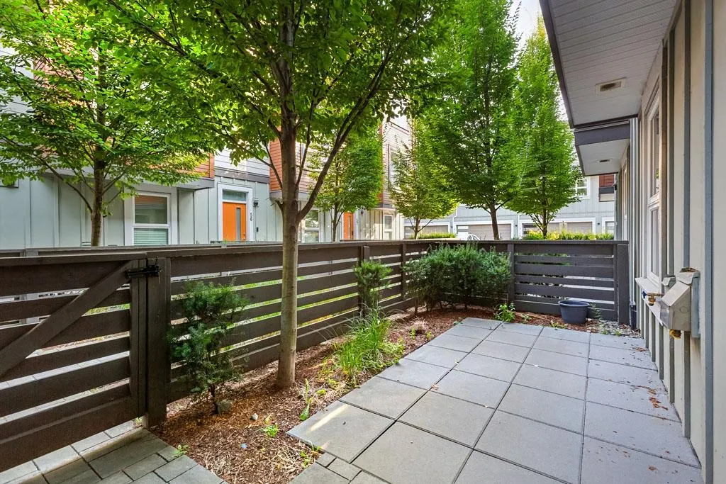 60 10311 River Drive