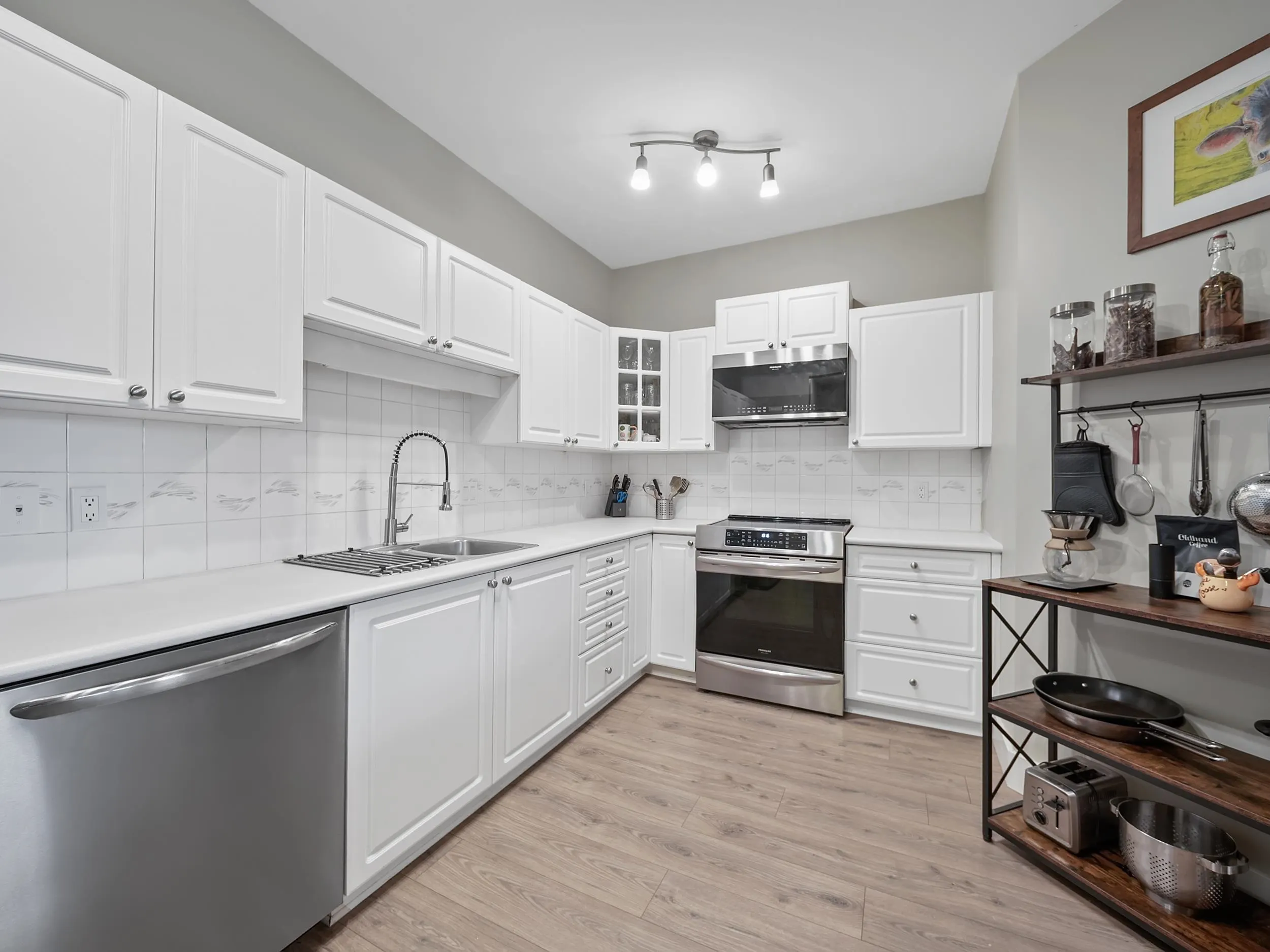313 20897 57 Avenue