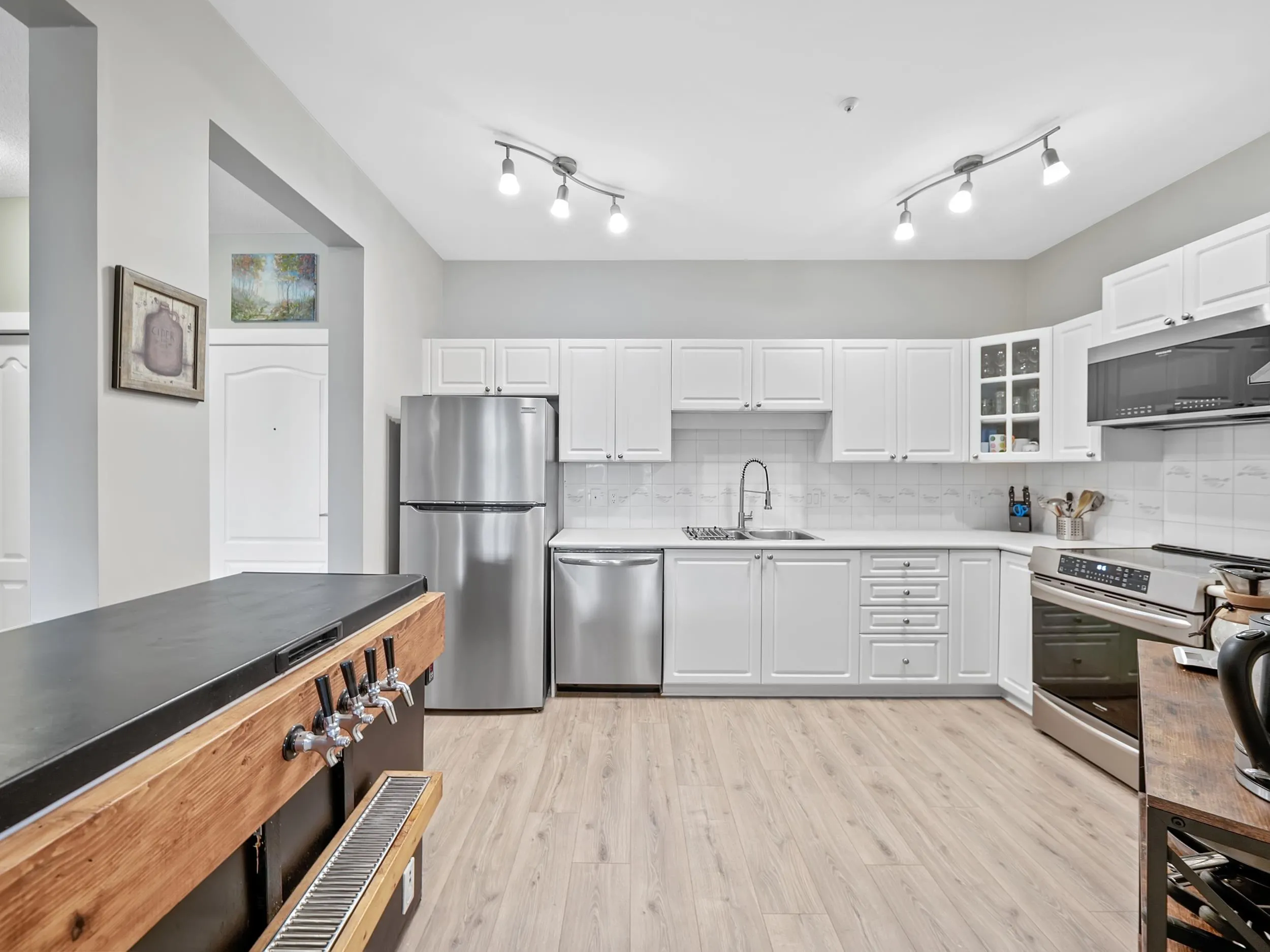 313 20897 57 Avenue