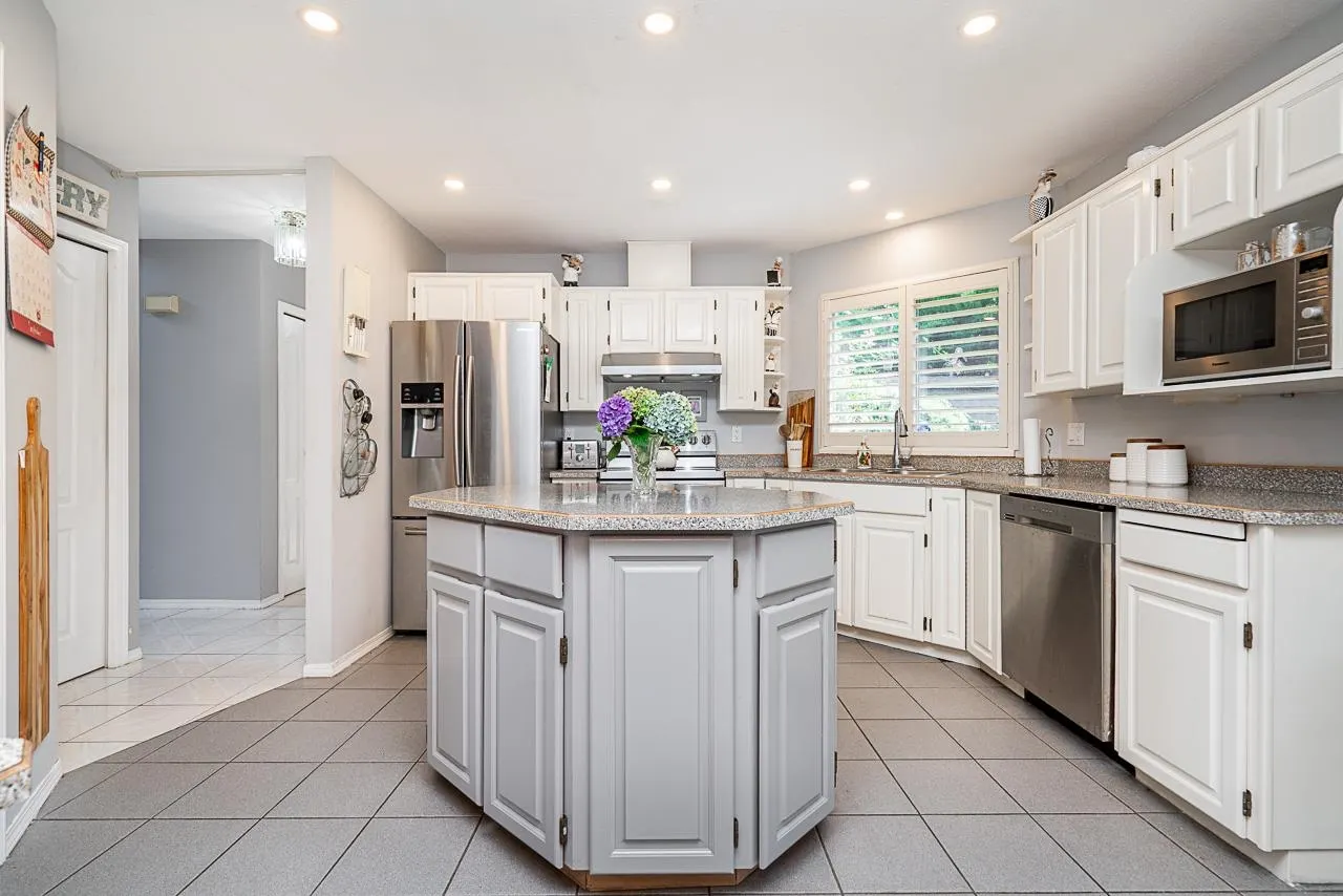 6556 Claytonhill Place