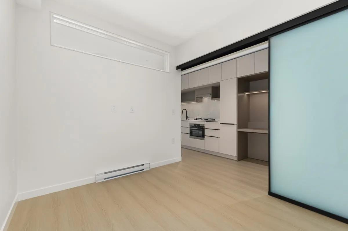 209 2015 St. Johns Street