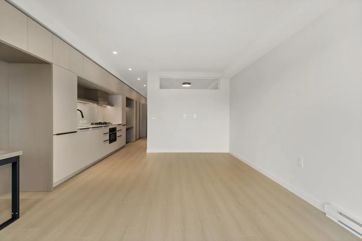 209 2015 St. Johns Street