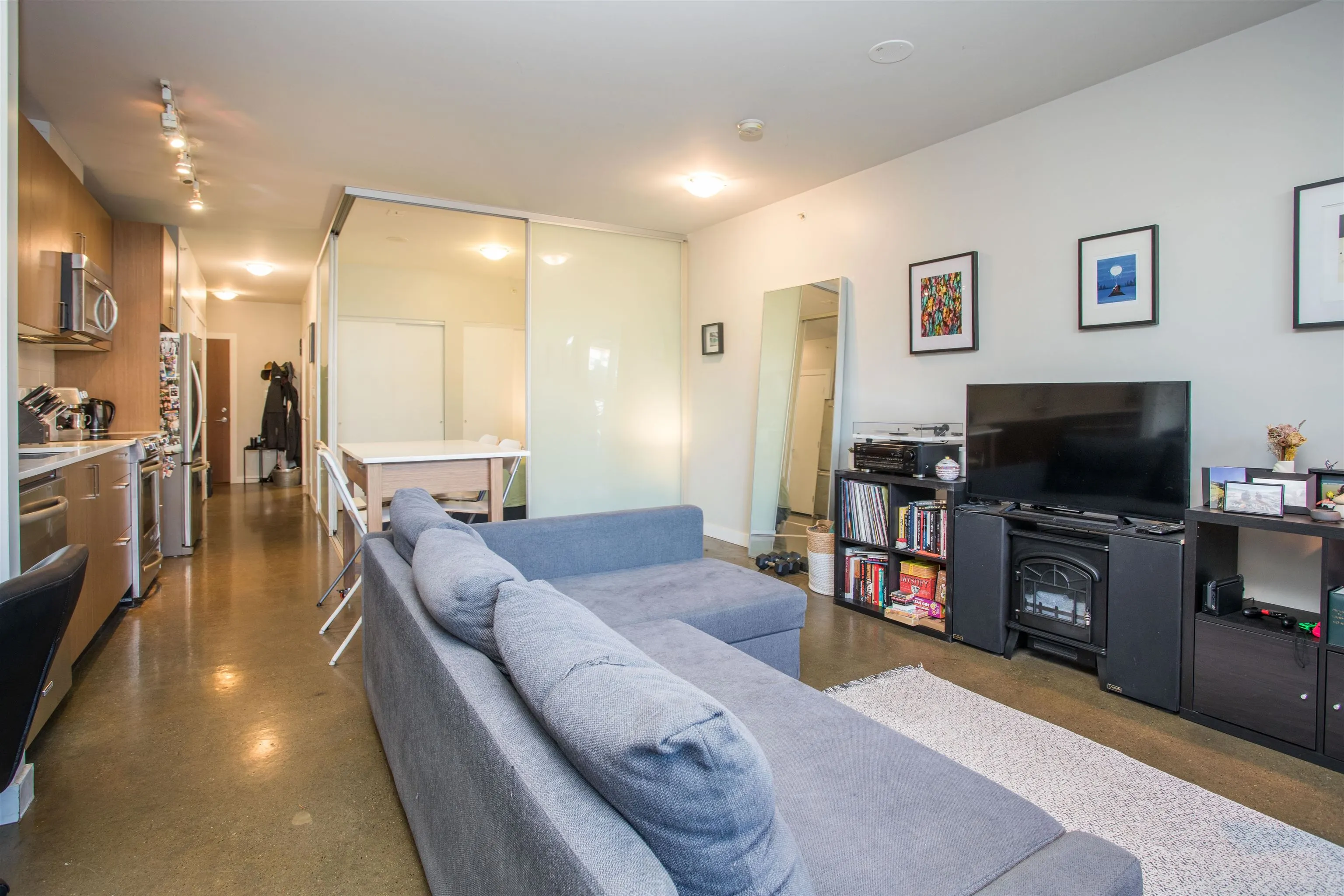 310 221 Union Street