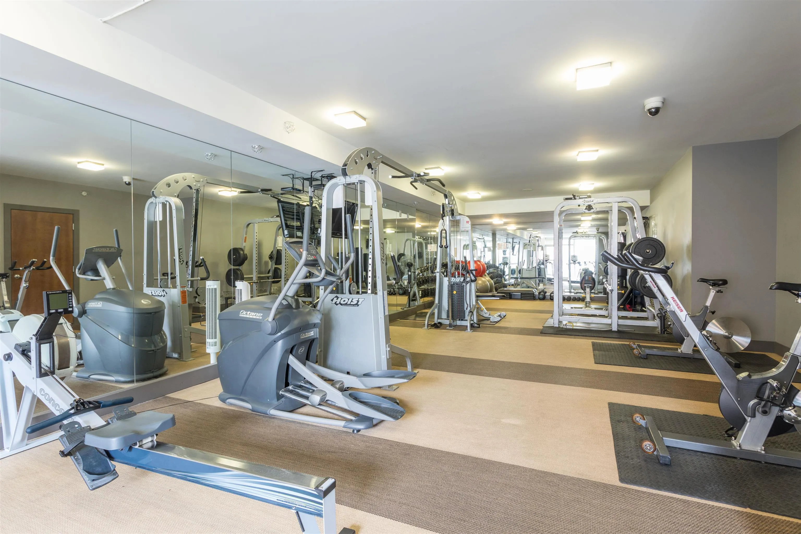 310 221 Union Street