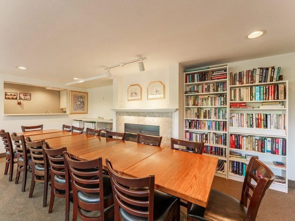 221 7251 Minoru Boulevard