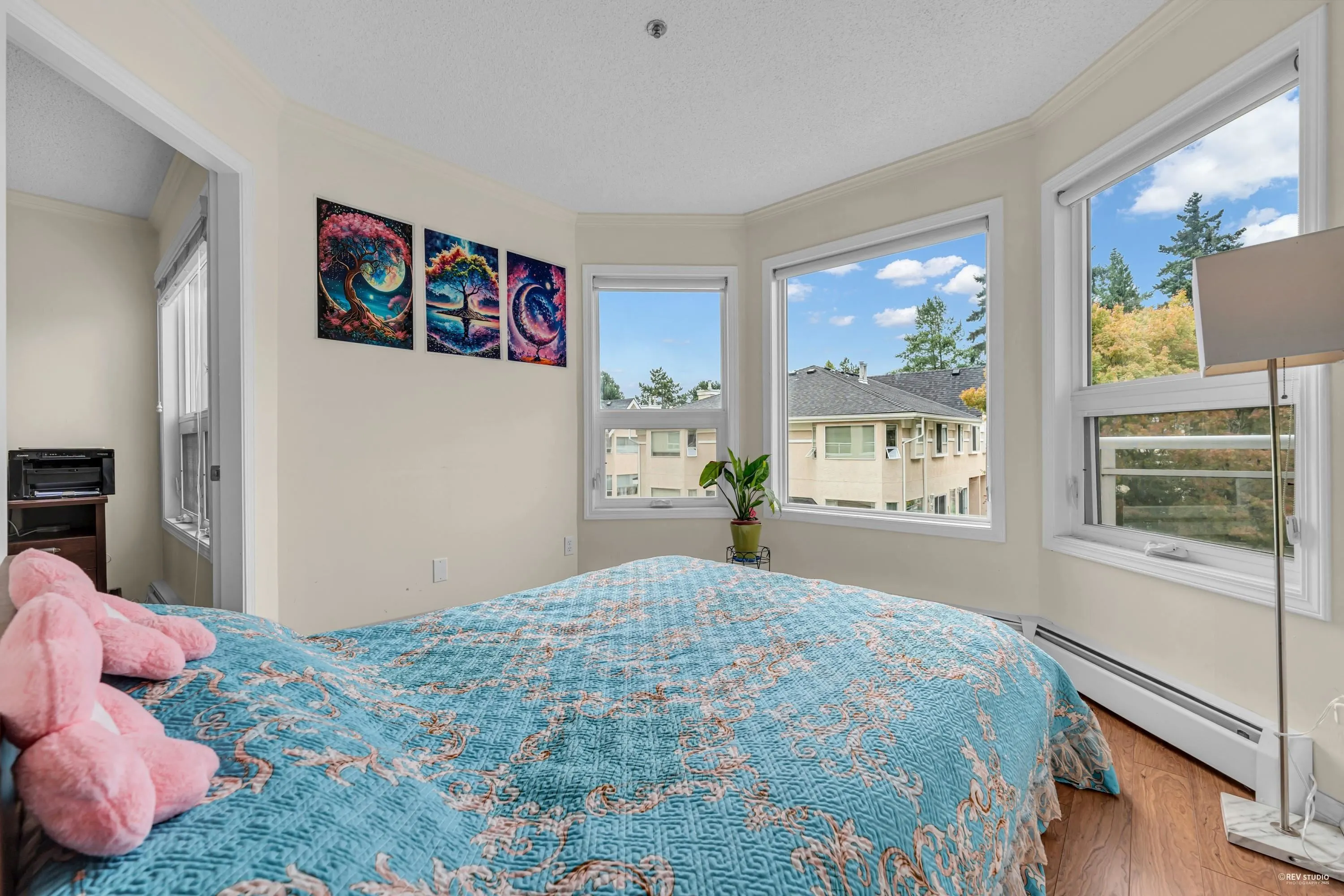 221 7251 Minoru Boulevard