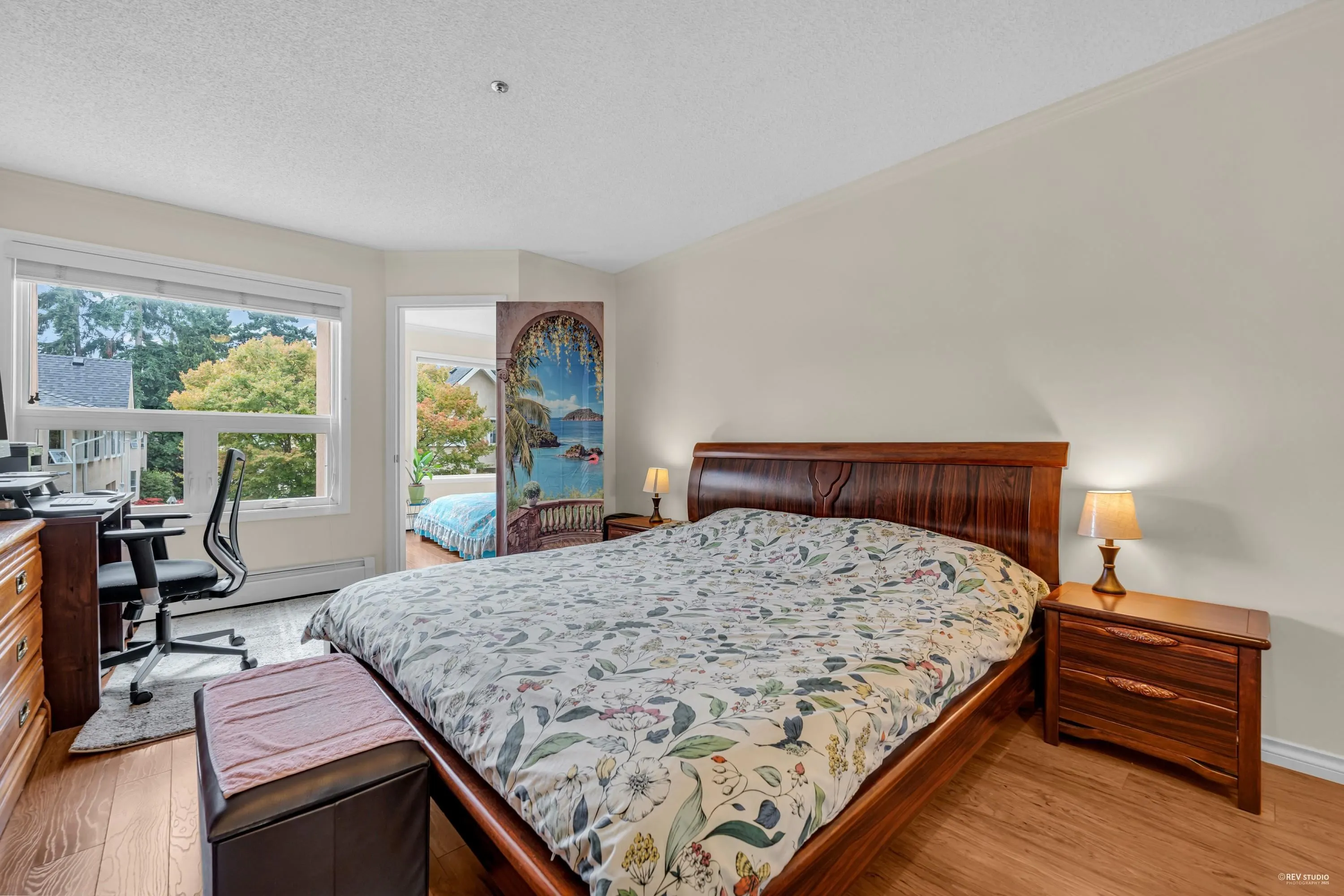 221 7251 Minoru Boulevard