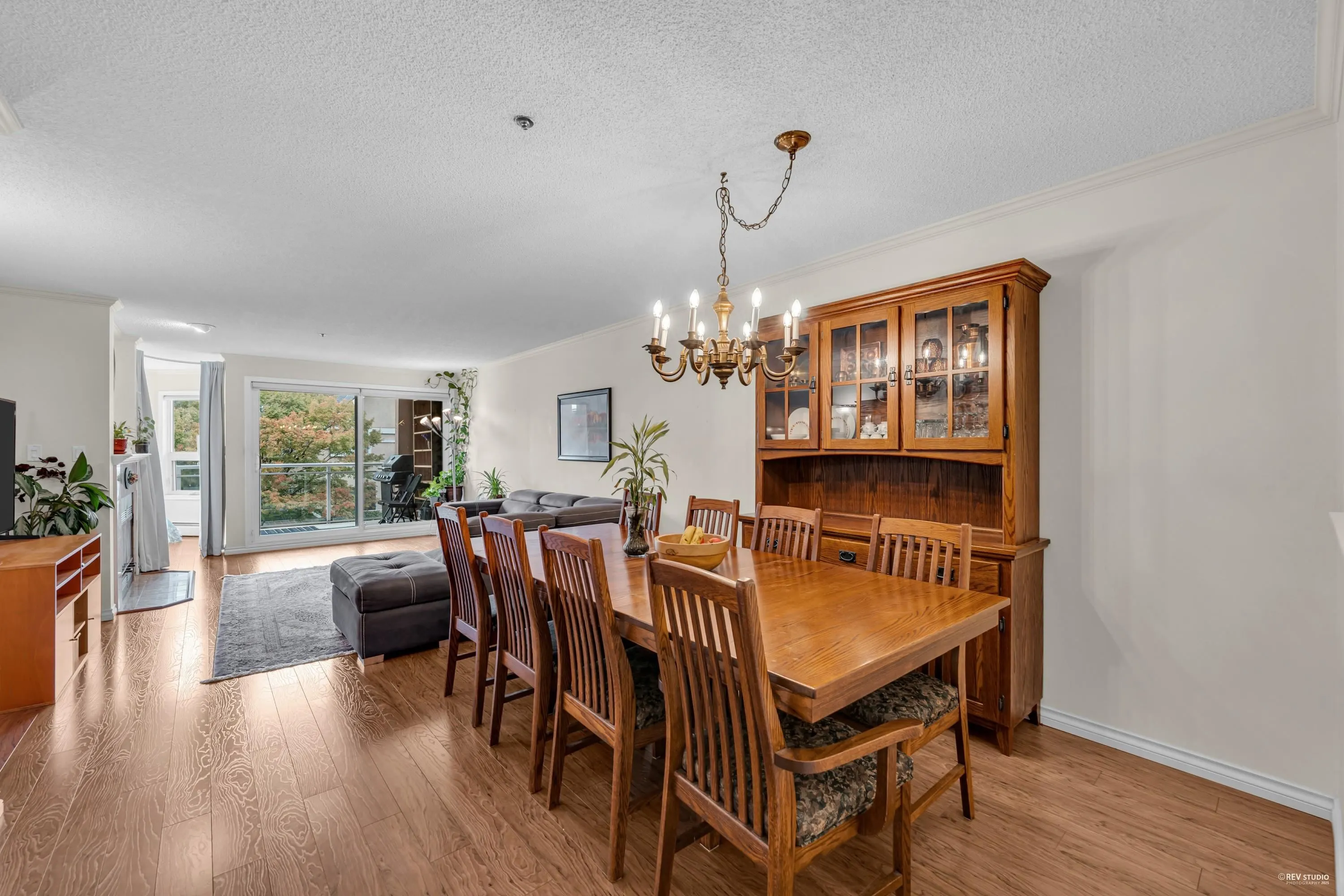 221 7251 Minoru Boulevard