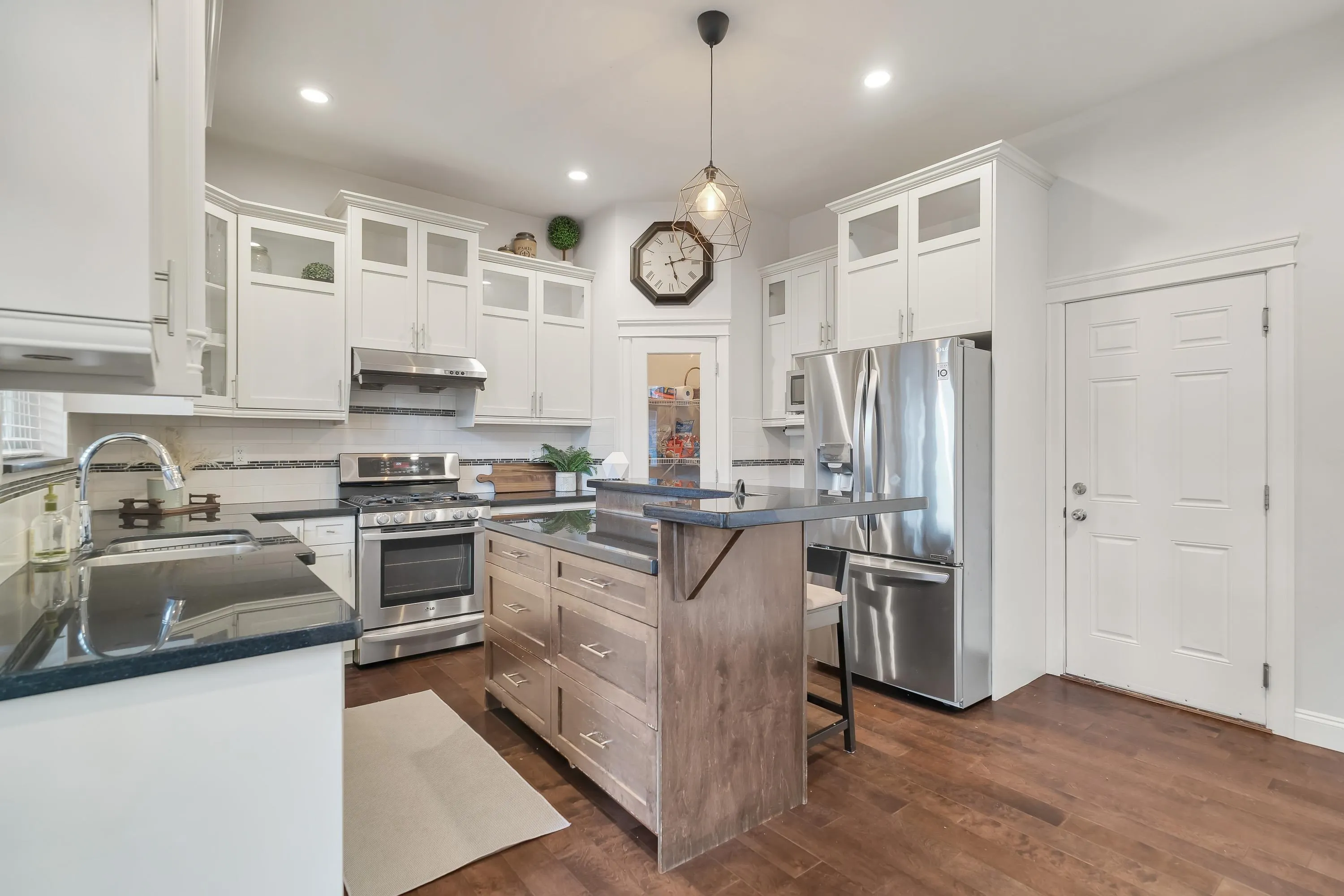 15083 58a Avenue