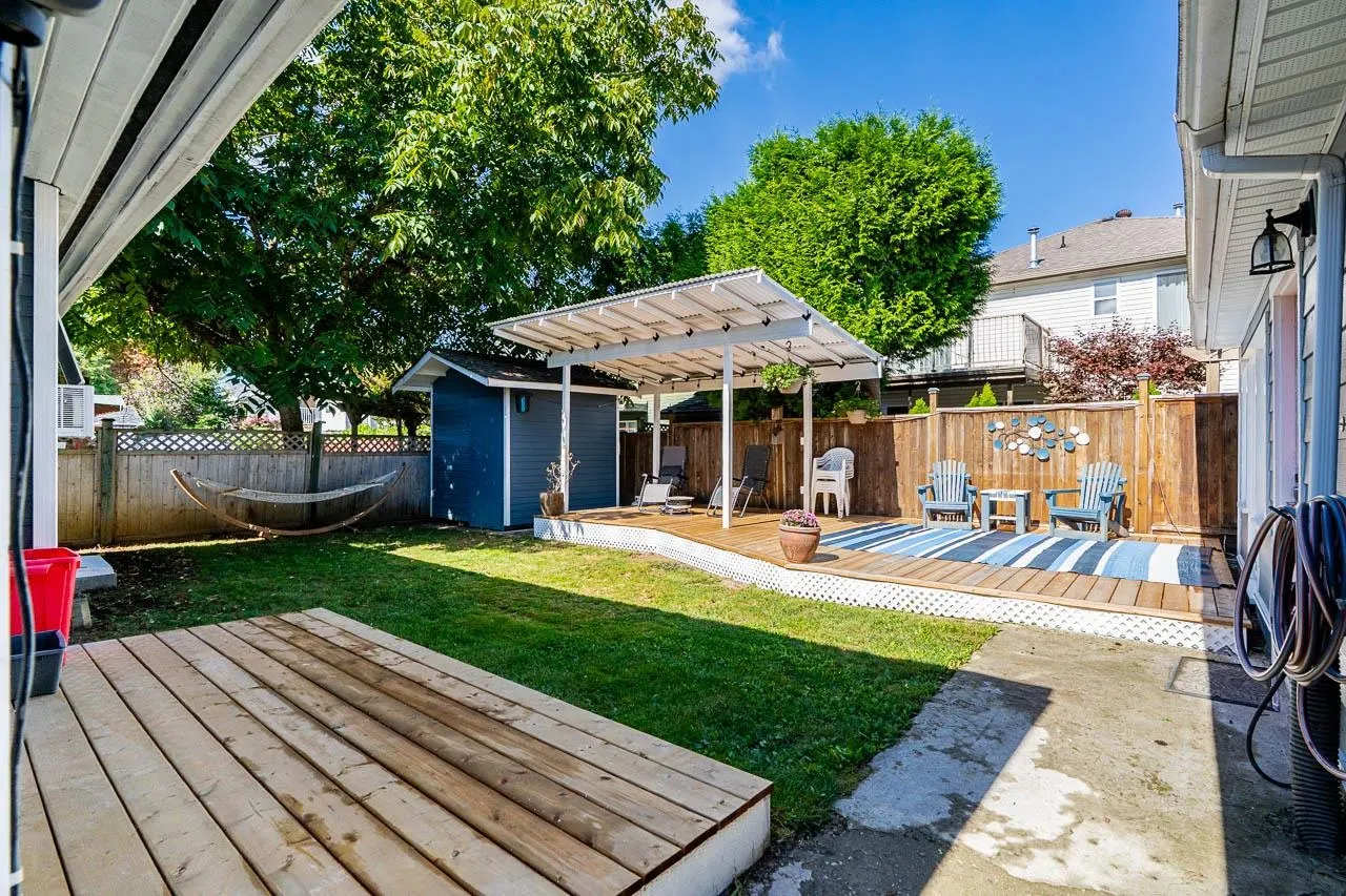 23035 117 Avenue