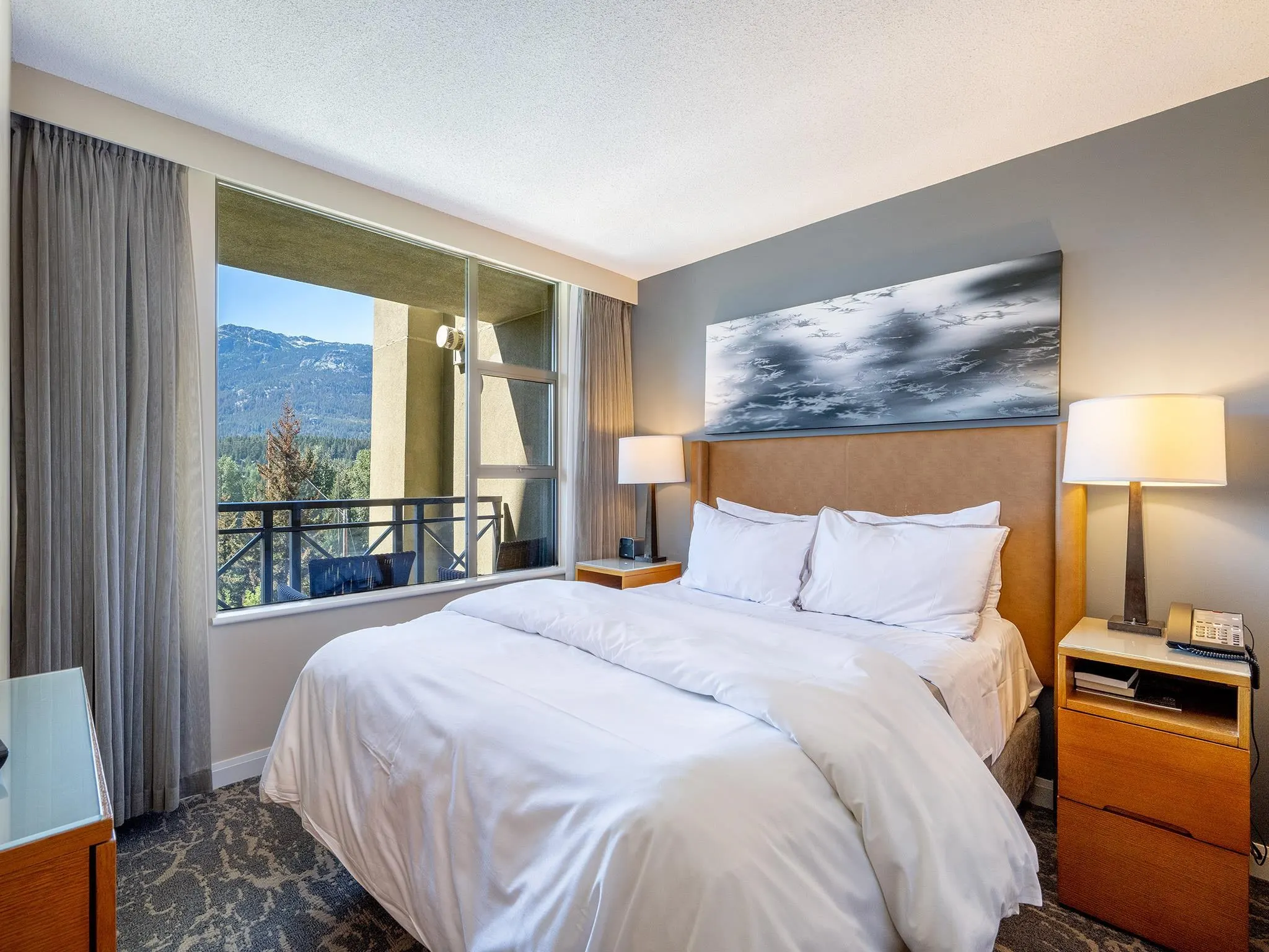 661 4090 Whistler Way