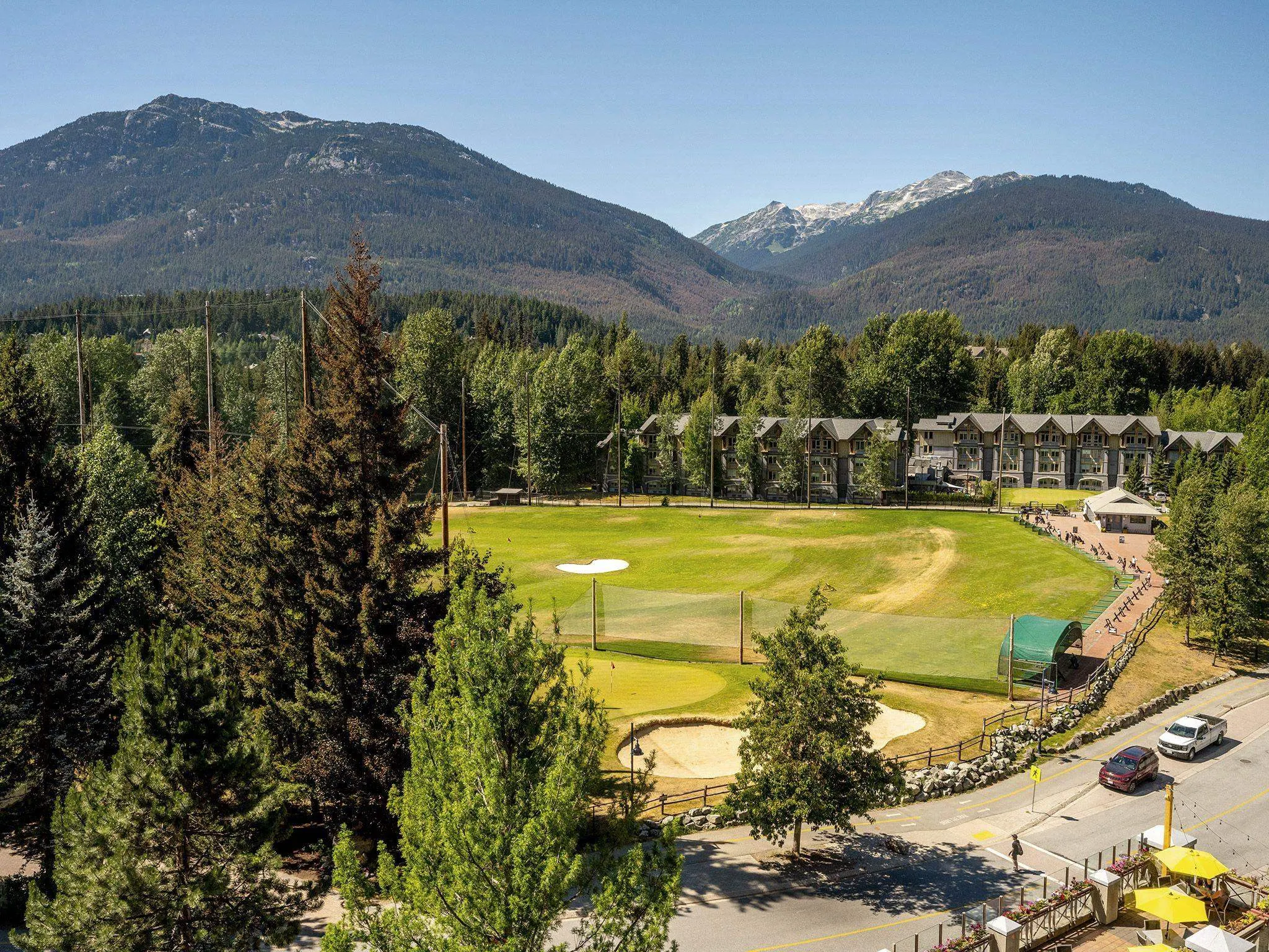 661 4090 Whistler Way