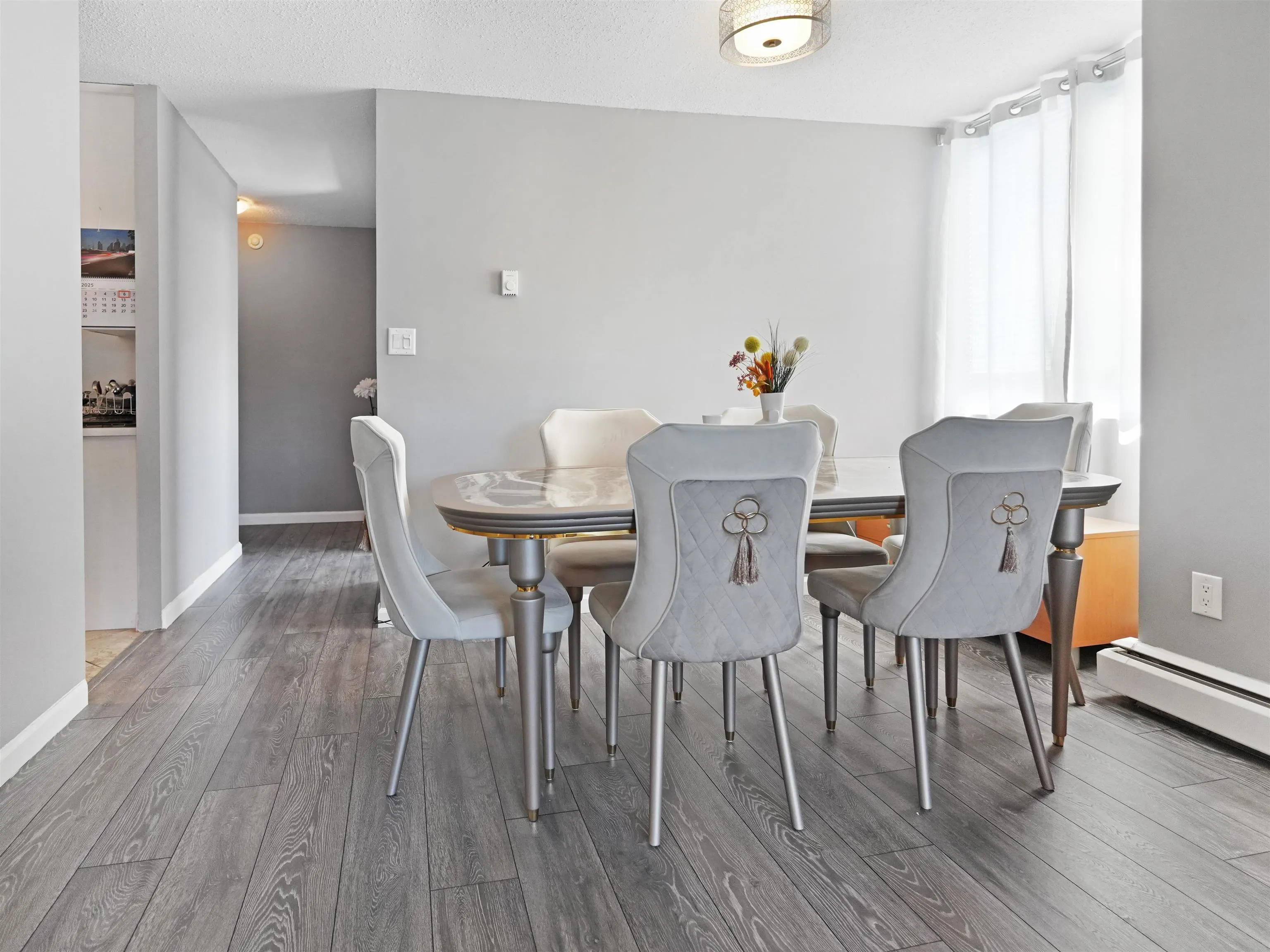 1605 3737 Bartlett Court