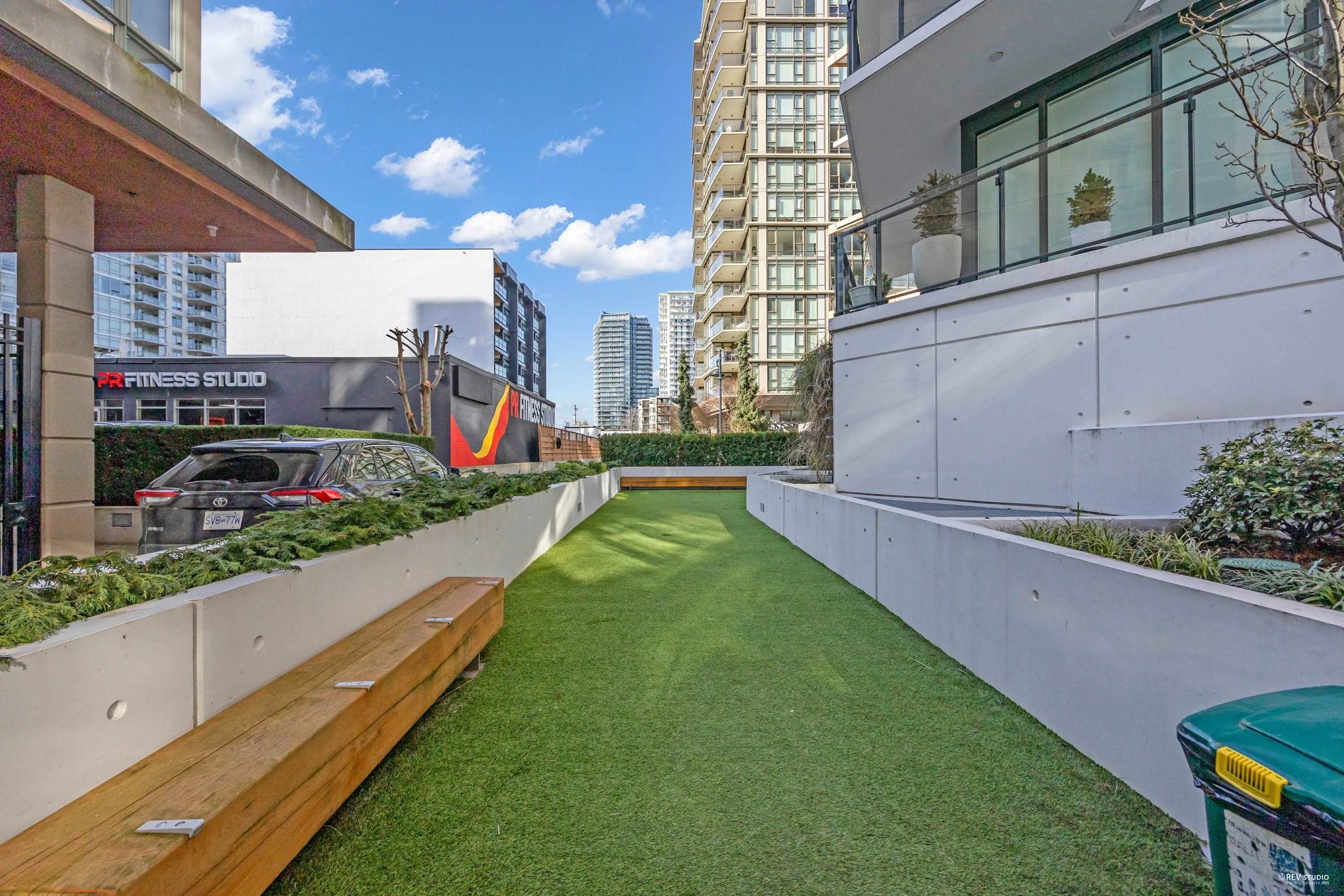 703 1439 George Street