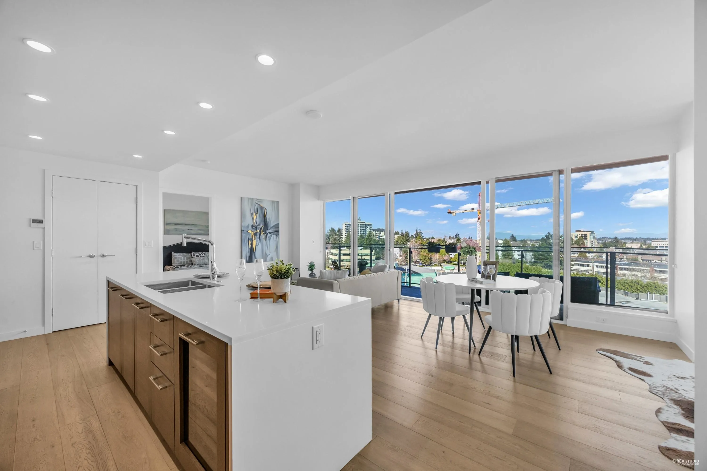 703 1439 George Street