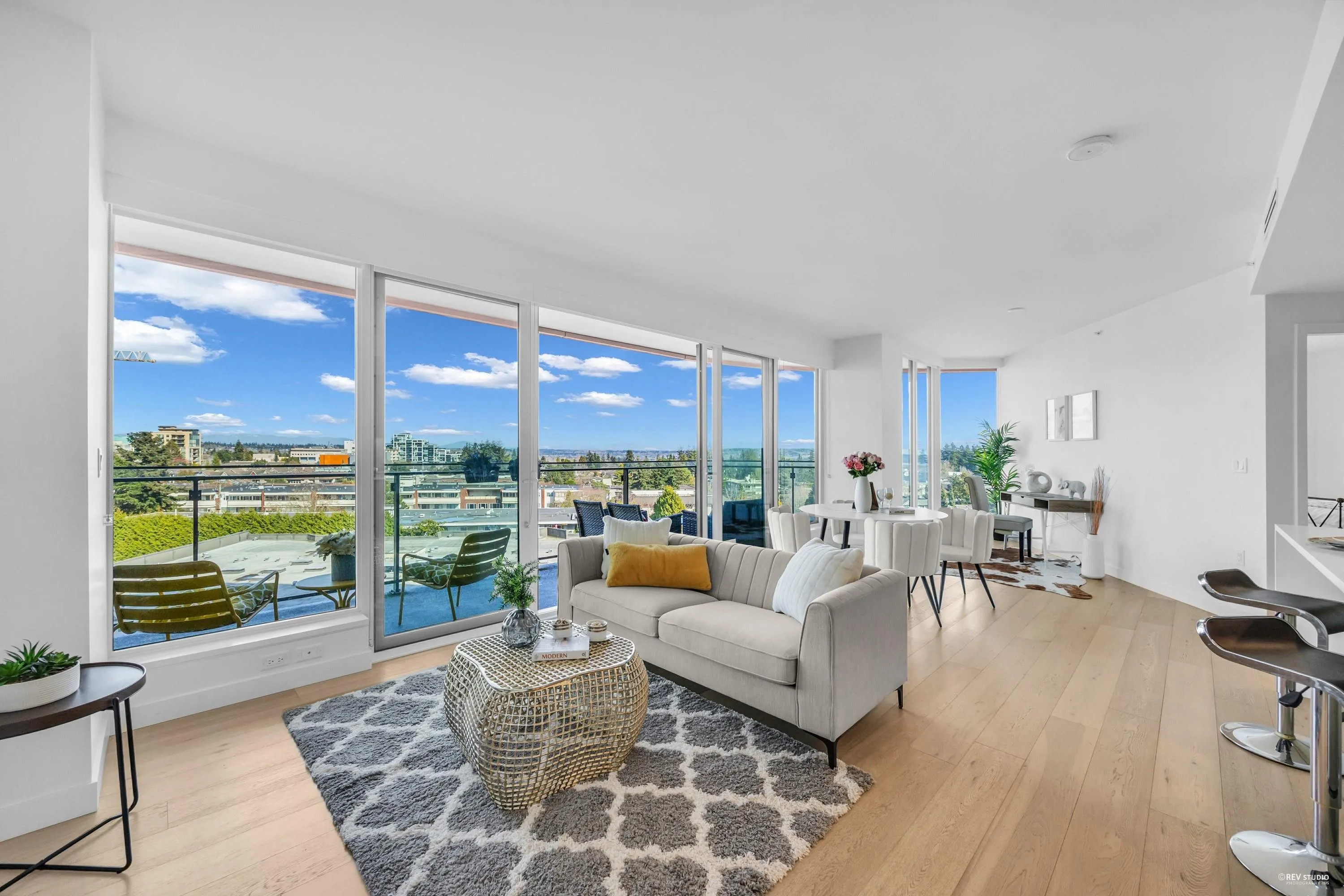 703 1439 George Street