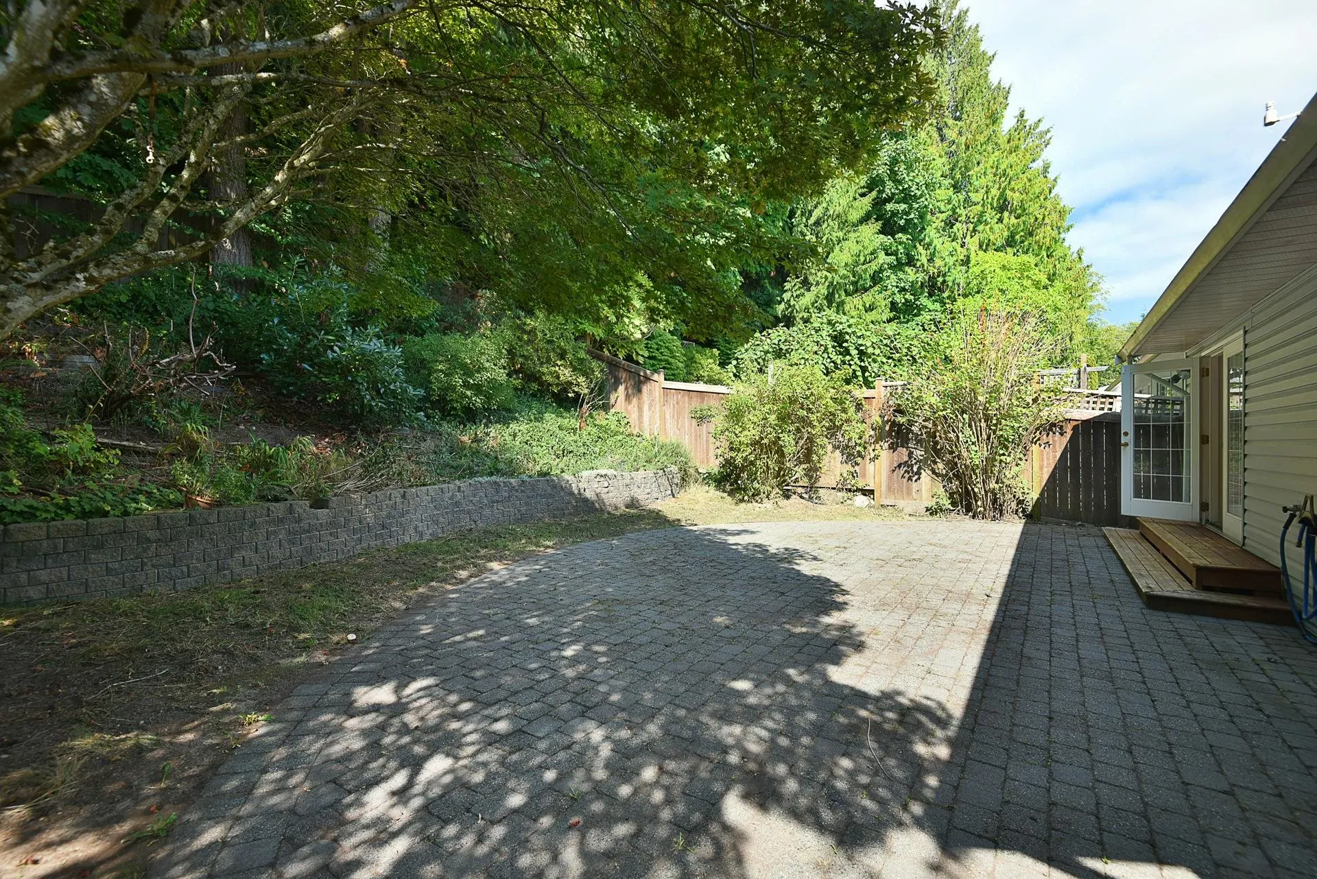 808 Bayview Heights Road