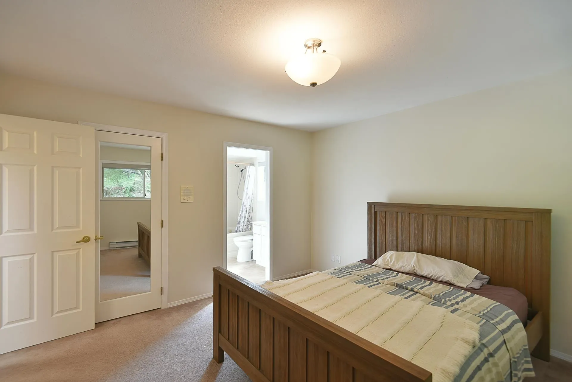 808 Bayview Heights Road