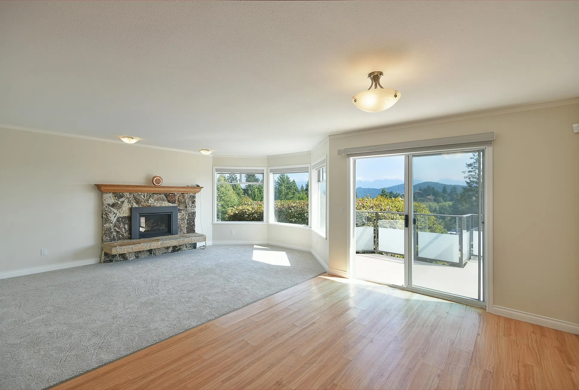 808 Bayview Heights Road