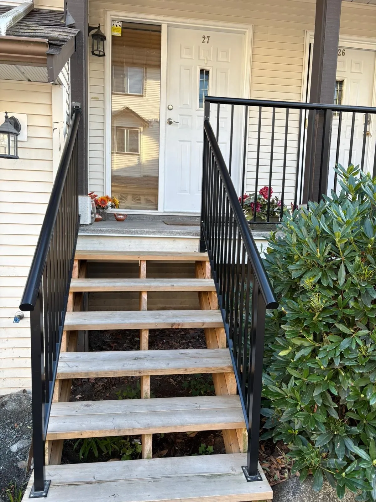 27 45740 Thomas Road