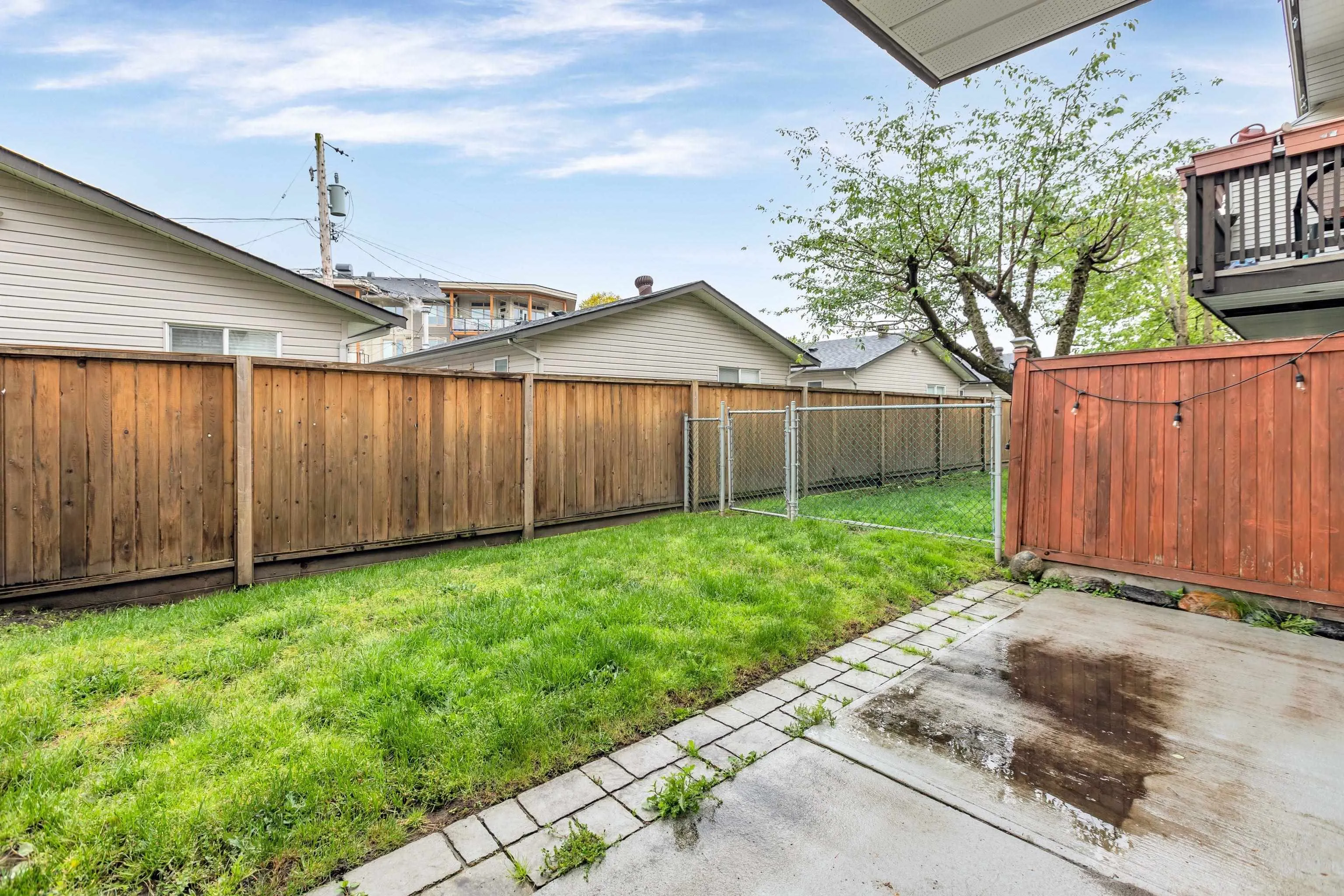 27 45740 Thomas Road