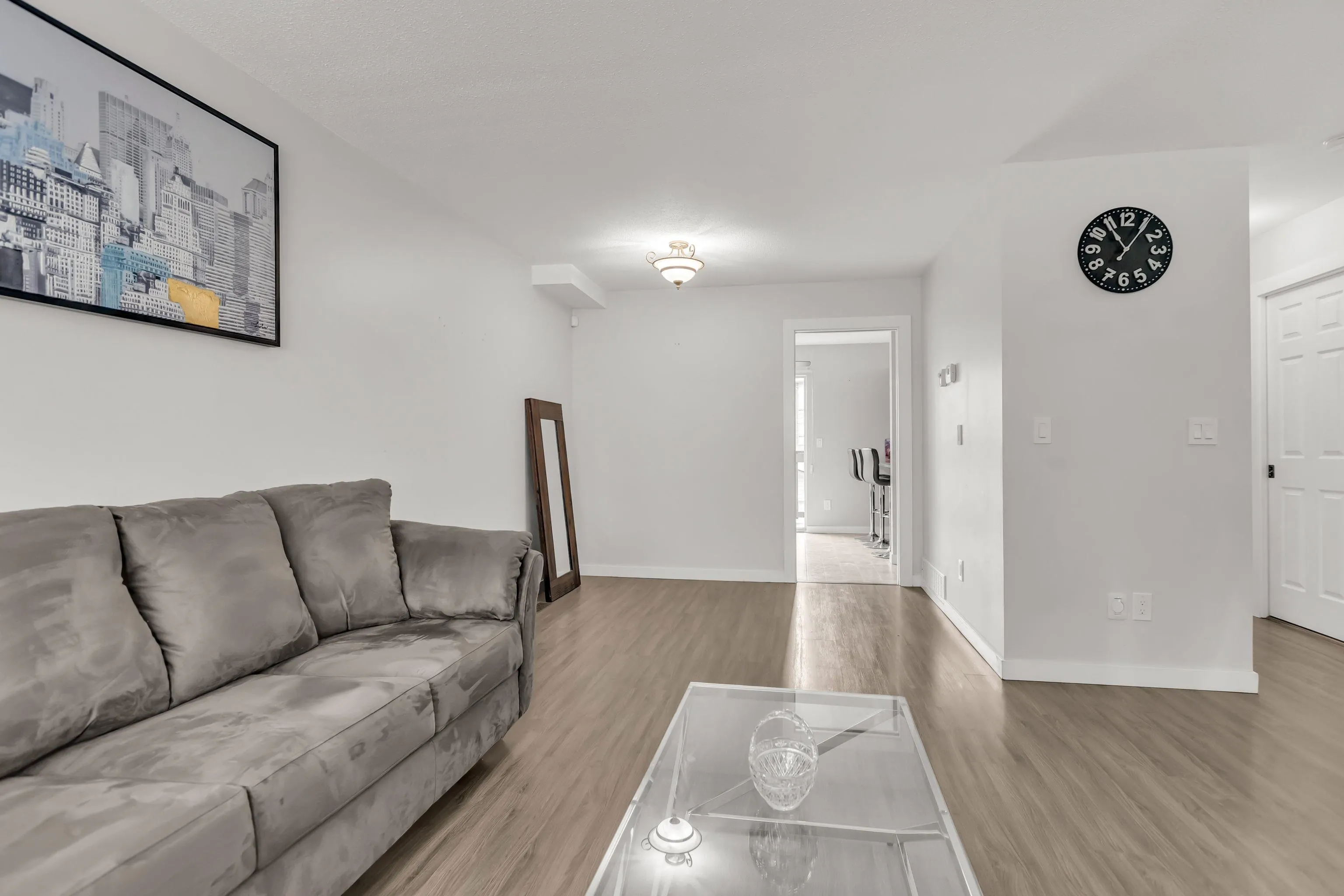 27 45740 Thomas Road